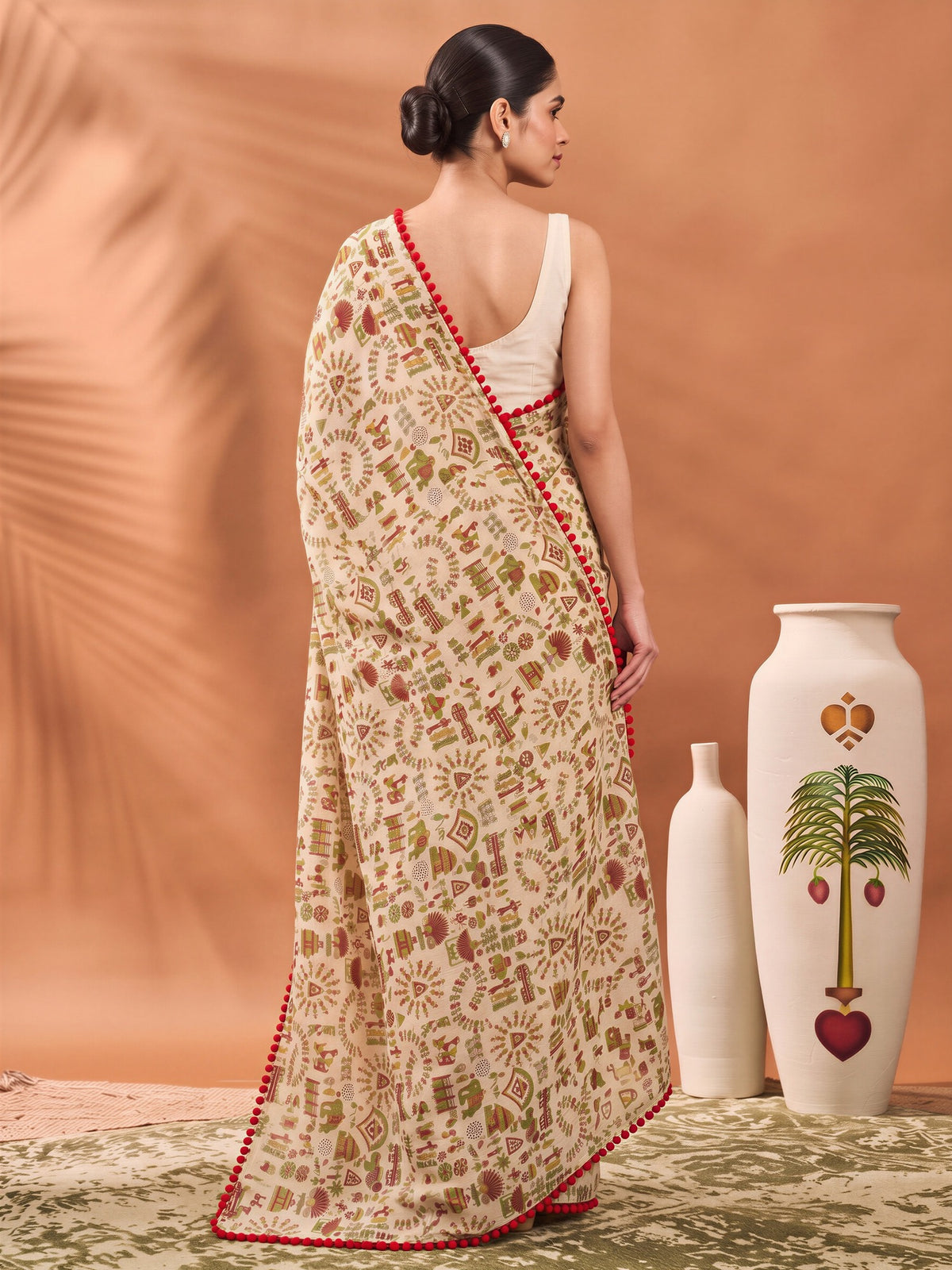 Beige georgette saree view 1