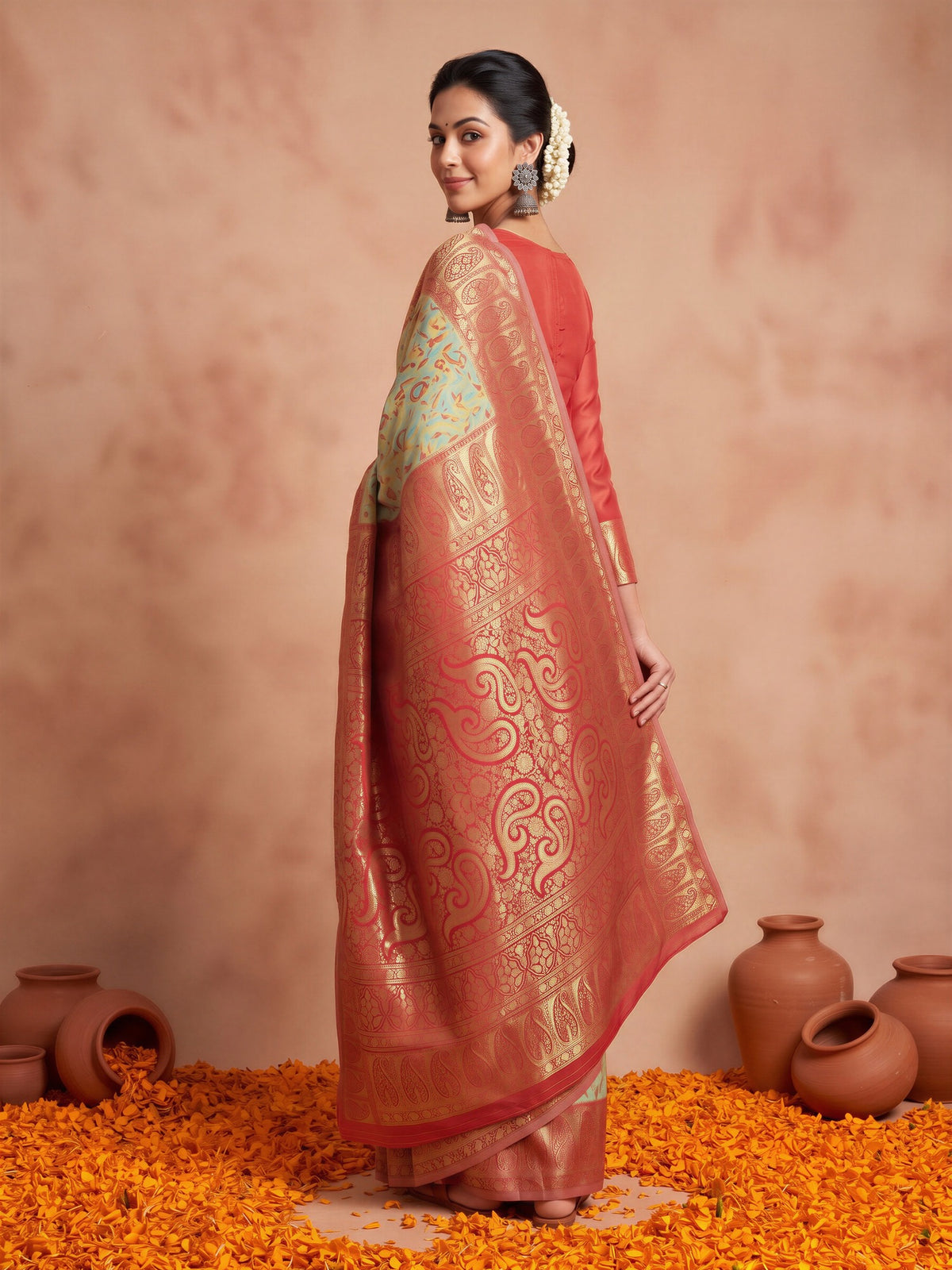 Sea Green Silk Blend saree – detail view 1