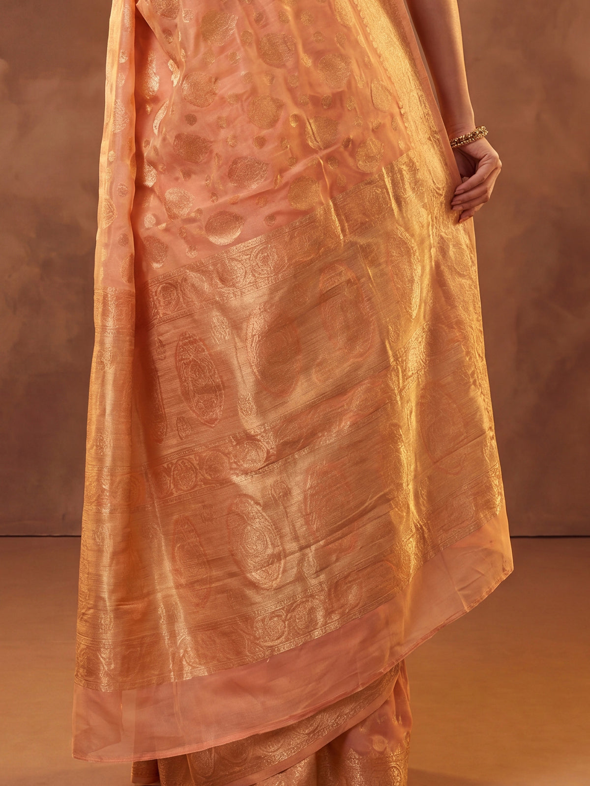Orange Silk Blend saree – detail view 5