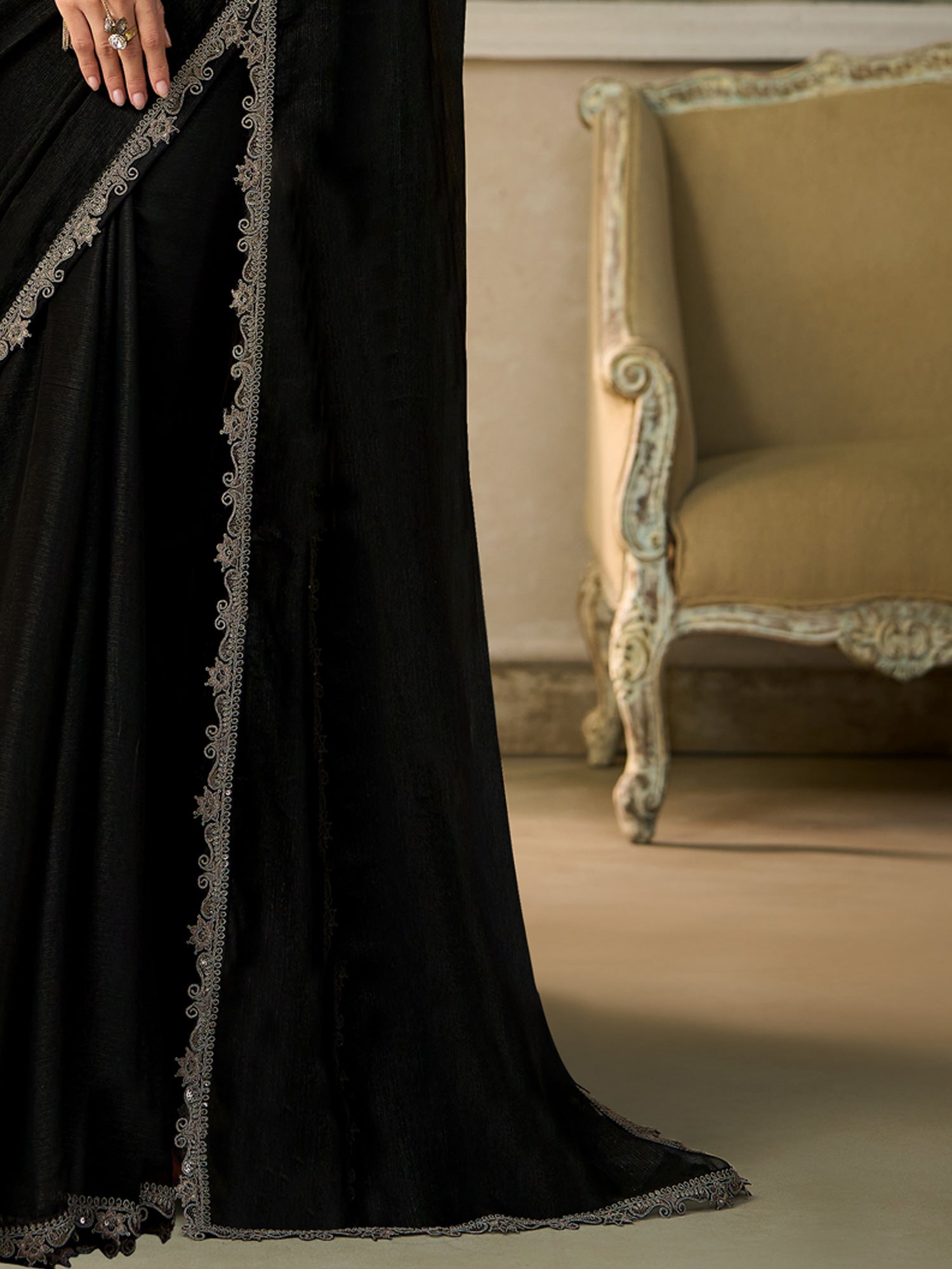 Black Chiffon saree – detail view 4