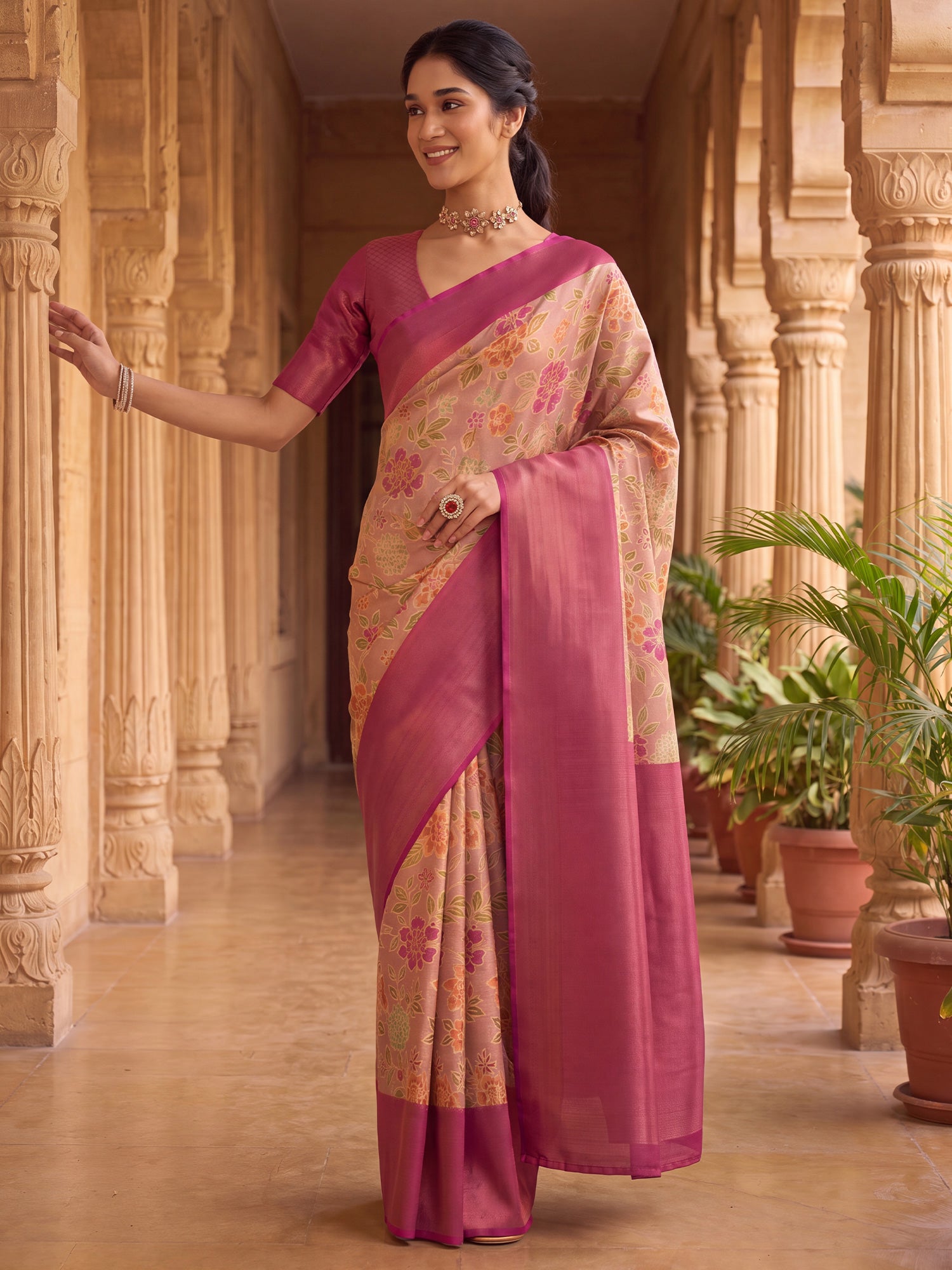 Beige Silk Blend saree – detail view 3