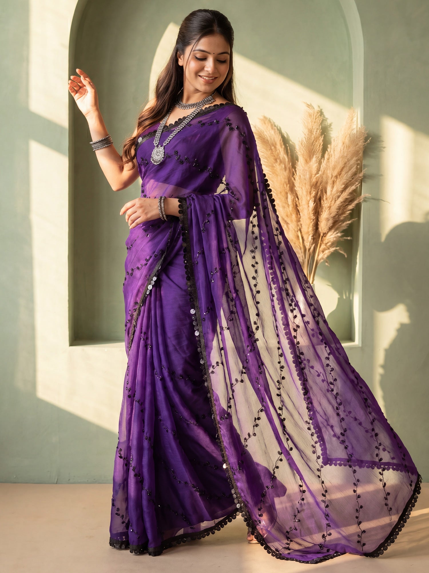 Purple Chiffon saree – detail view 3
