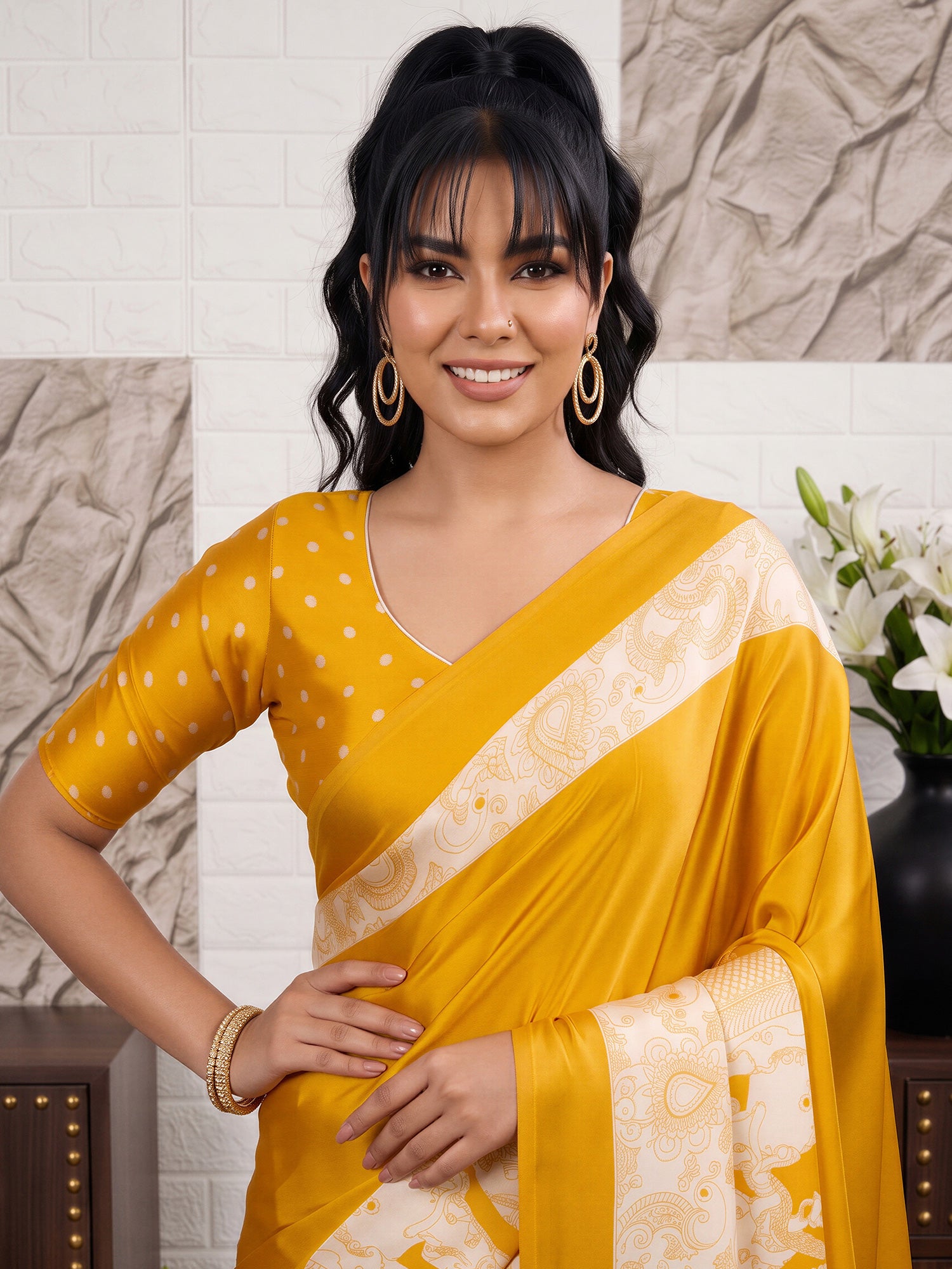Mustard Satin saree – detail view 4