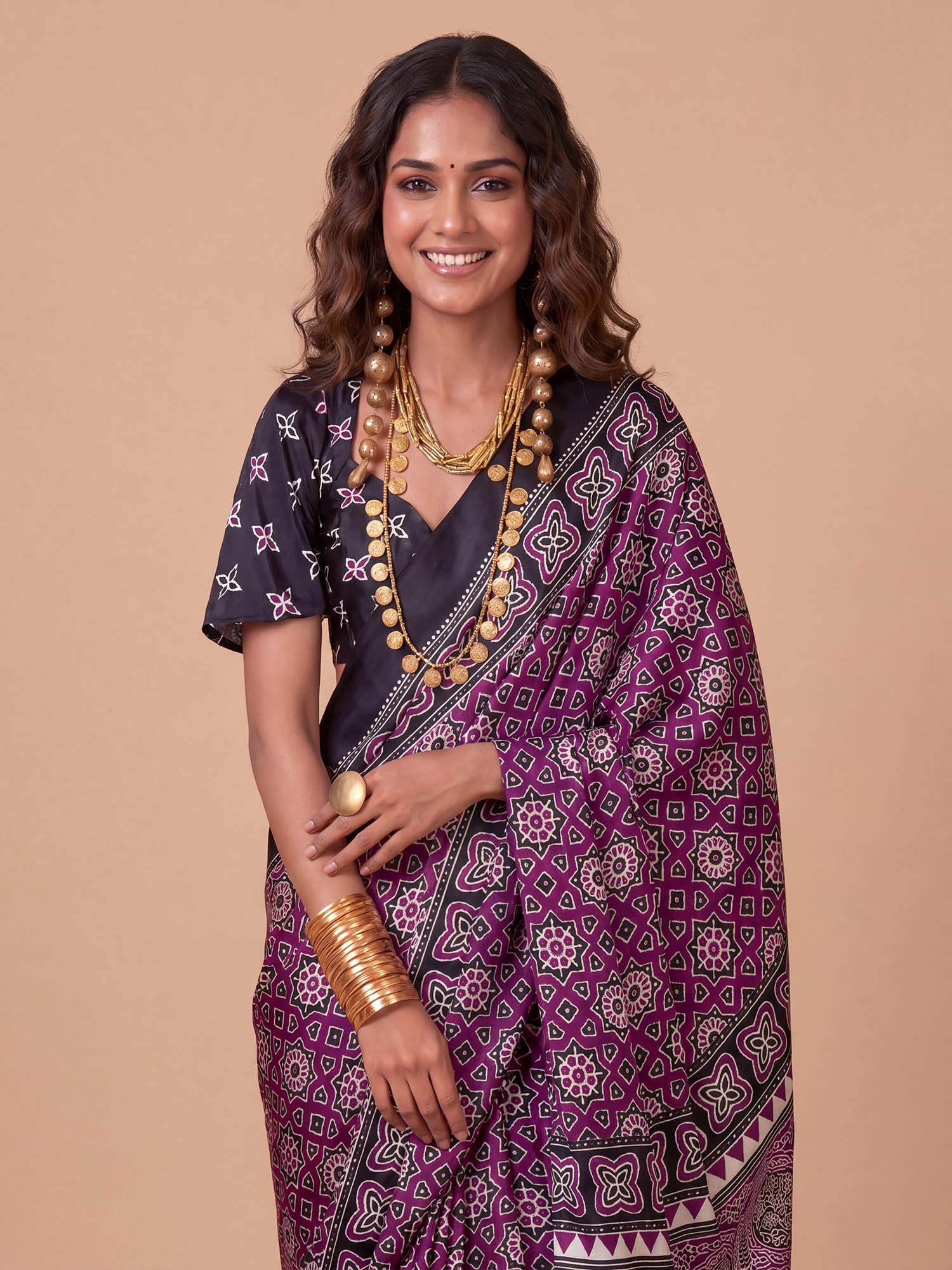 Purple Crepe saree – detail view 4