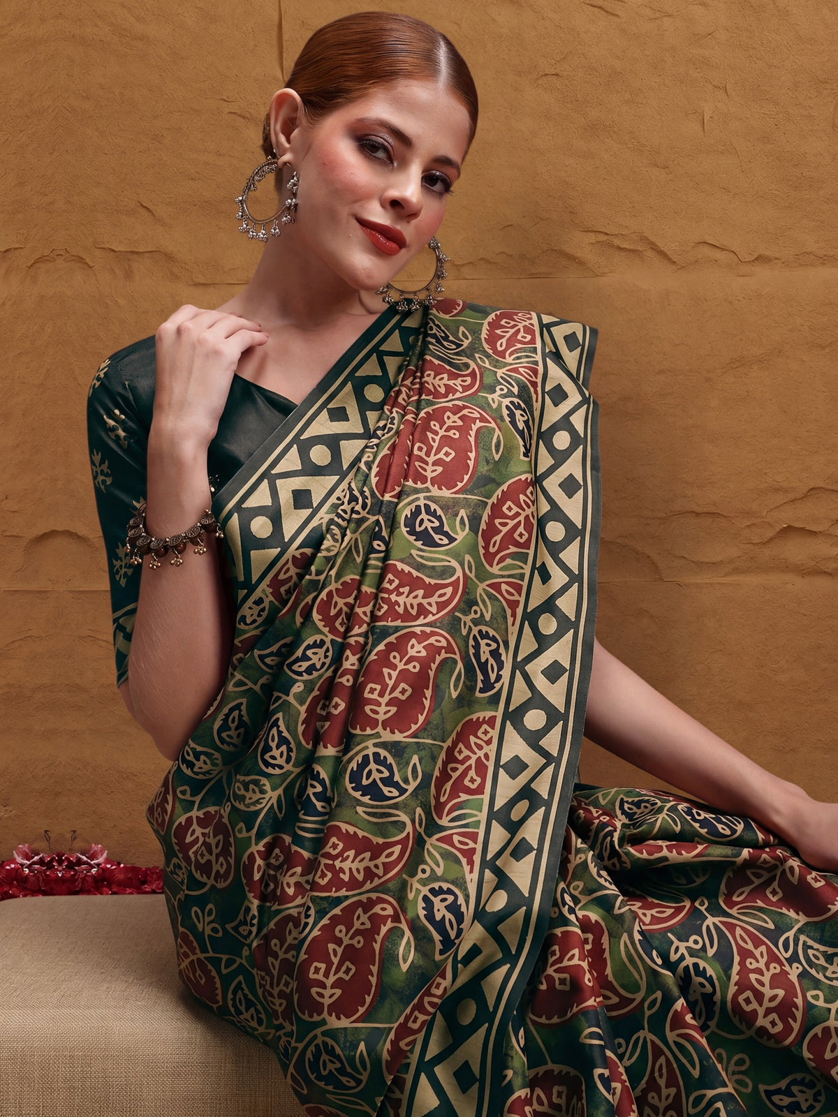 Dark Green Silk Blend saree – detail view 4