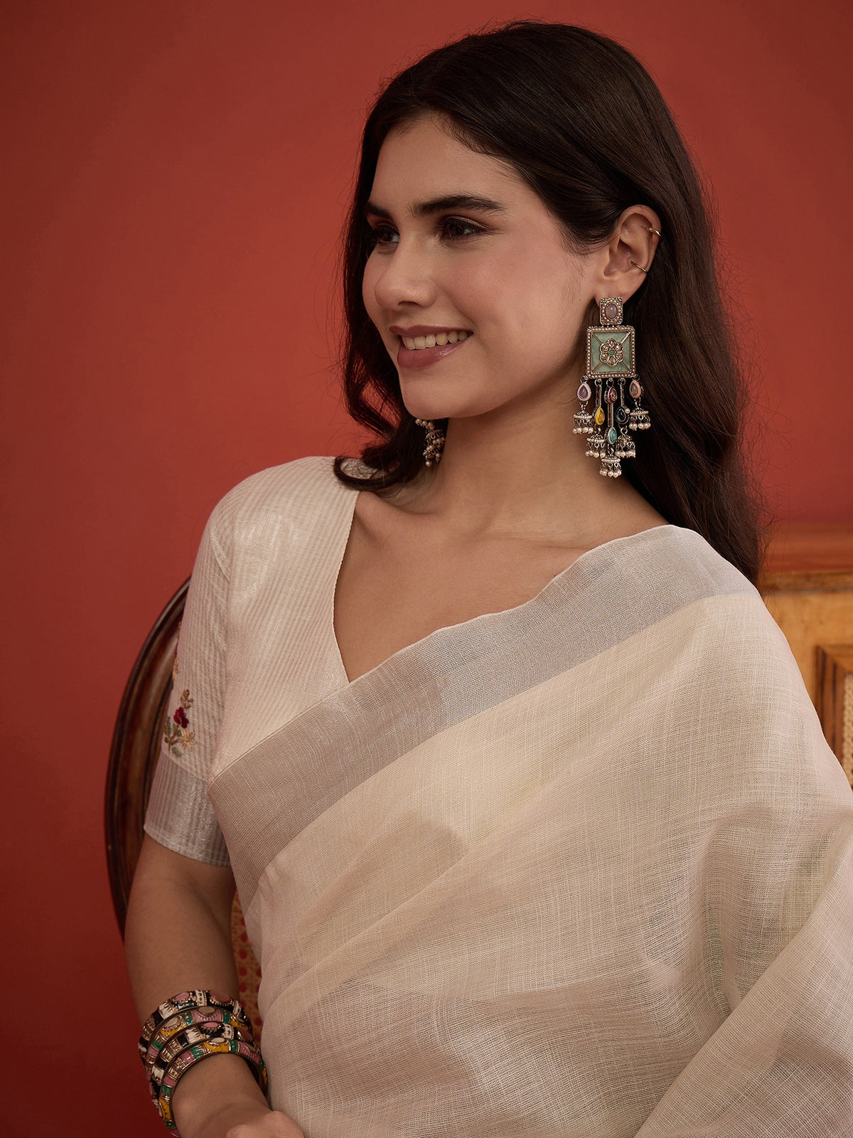 Off White linen blend saree view 6
