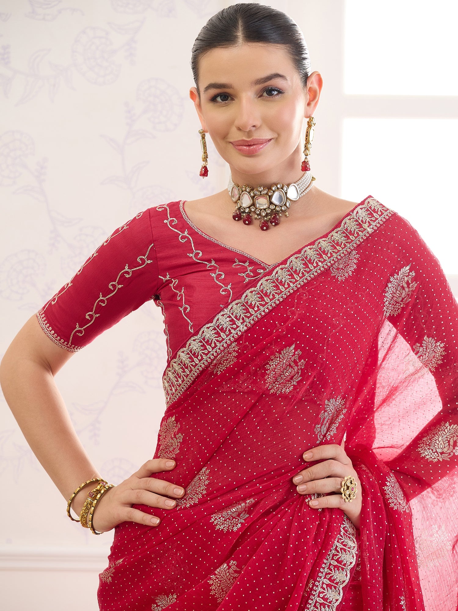 Red Chiffon saree – detail view 4