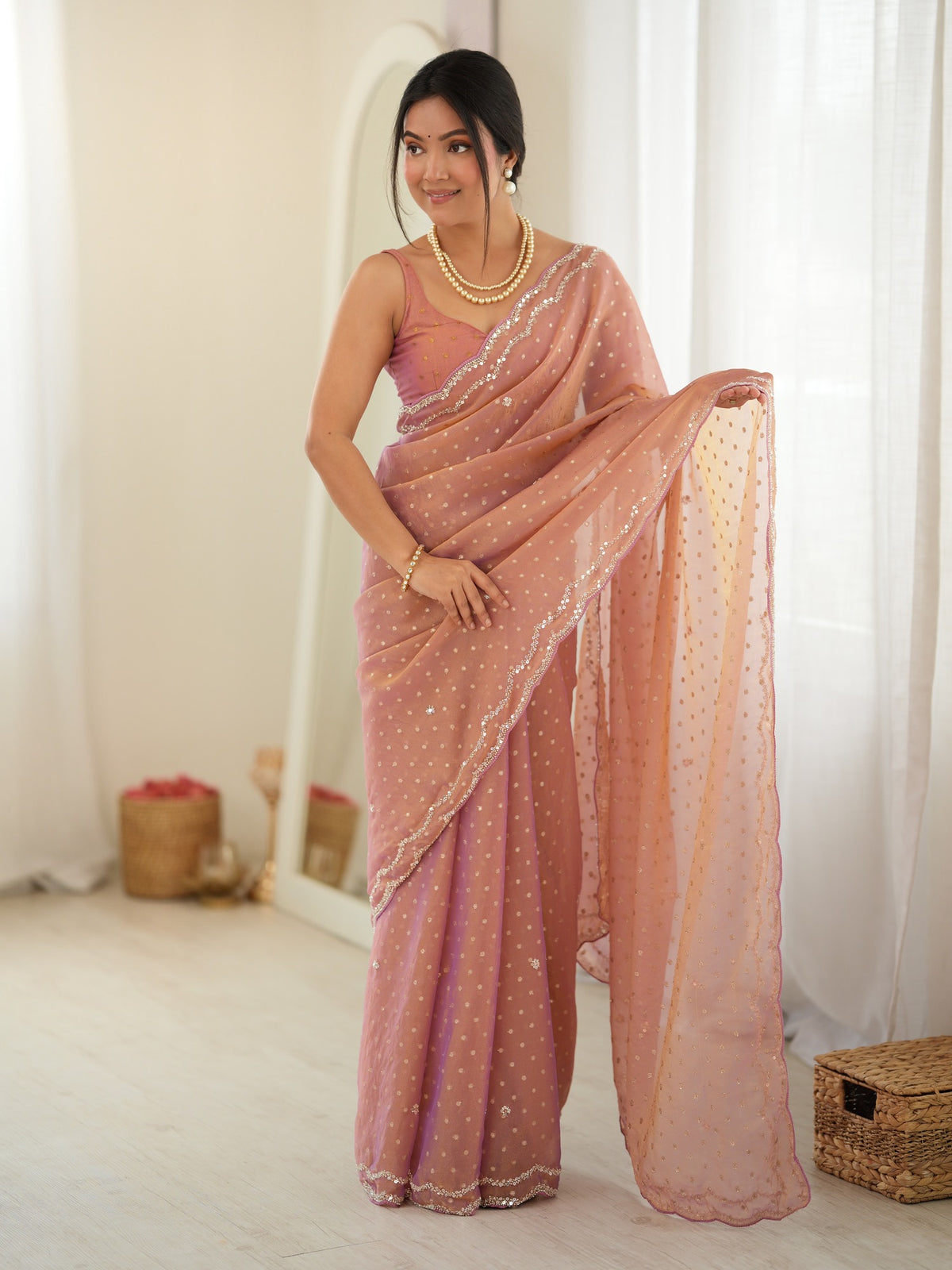 Rose Gold Georgette saree – detail view 4