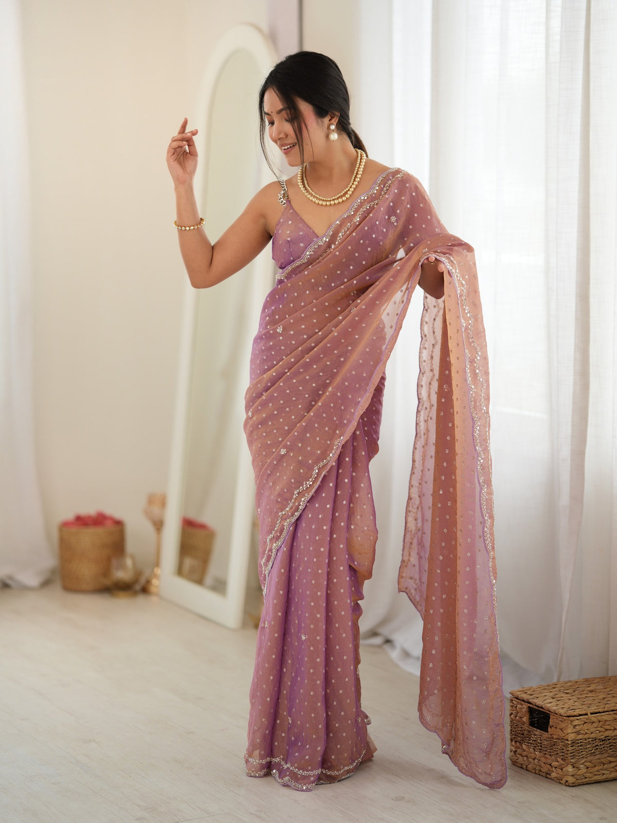 Mauve Georgette saree – detail view 4
