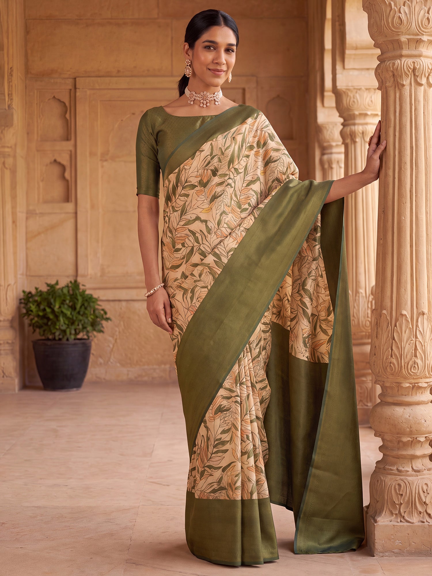Cream Silk Blend saree – detail view 3