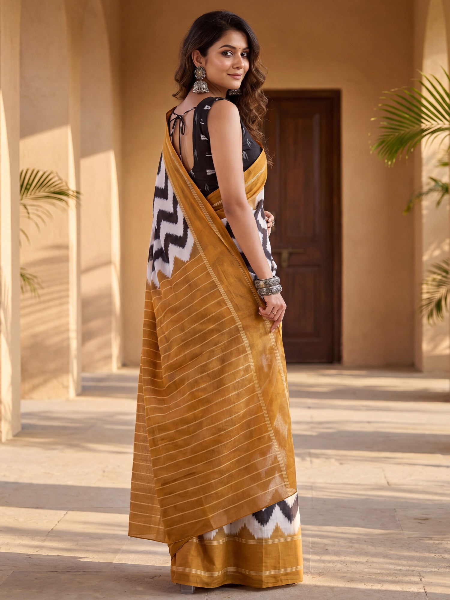 White Cotton Blend saree – detail view 1