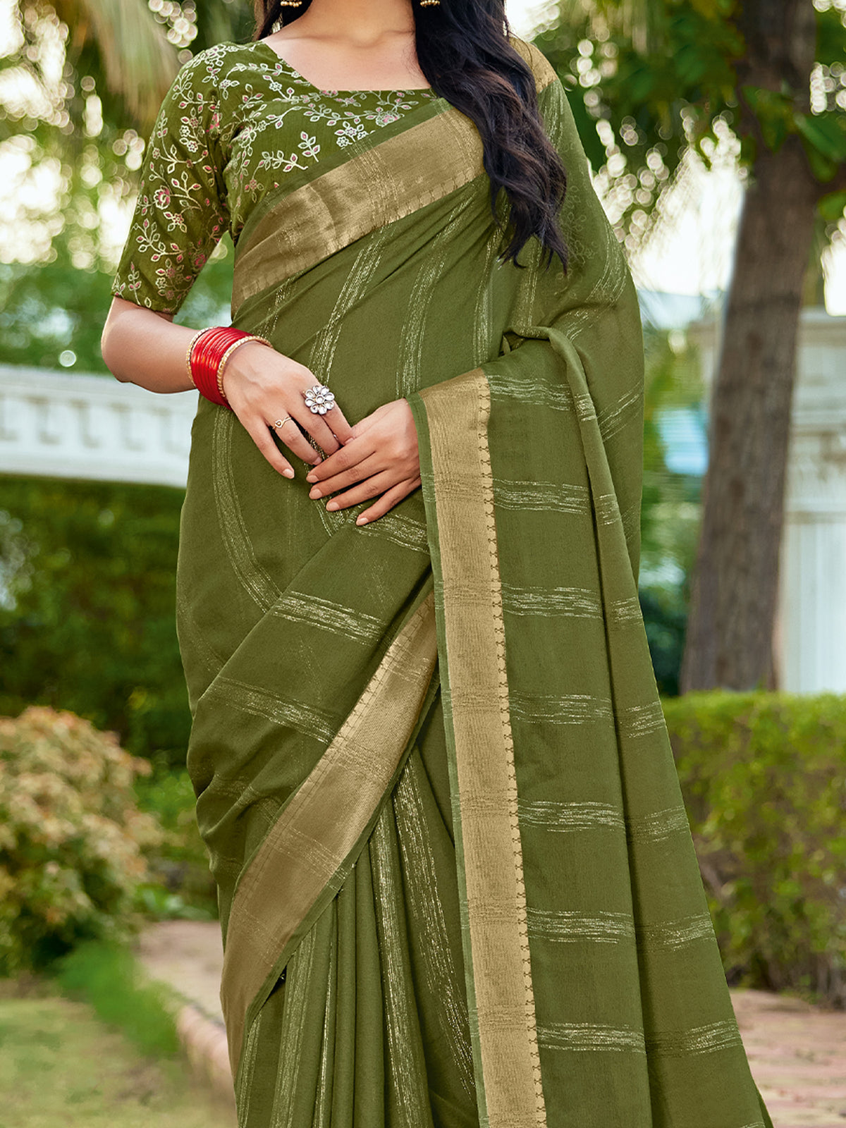 Green Georgette saree – detail view 3