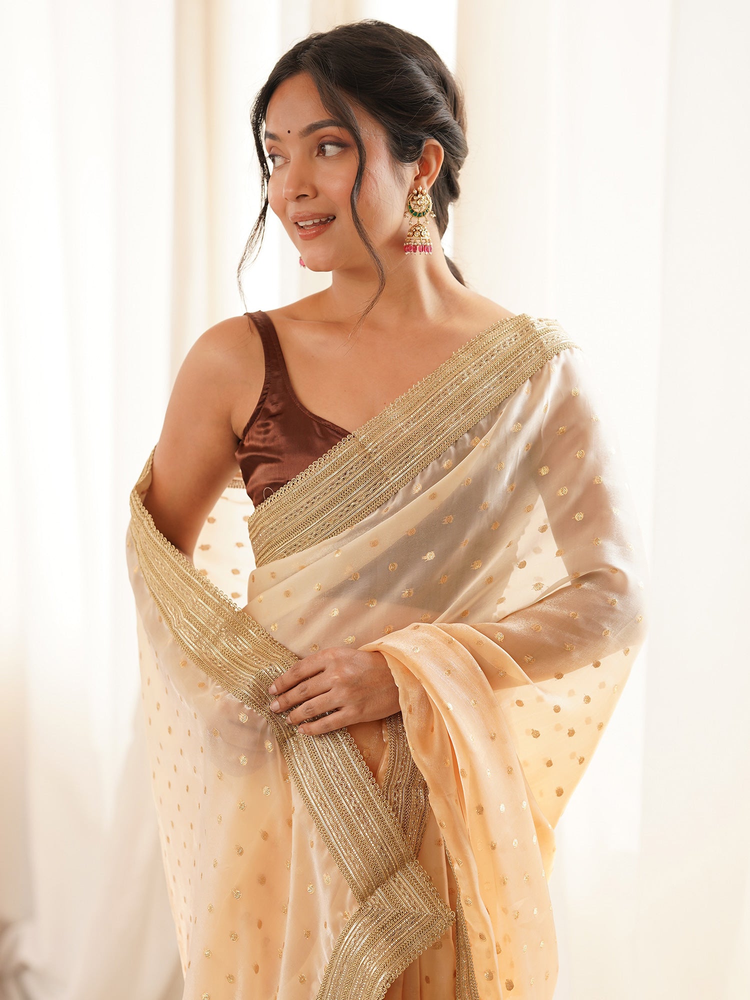 Yellow Silk Blend saree – detail view 3