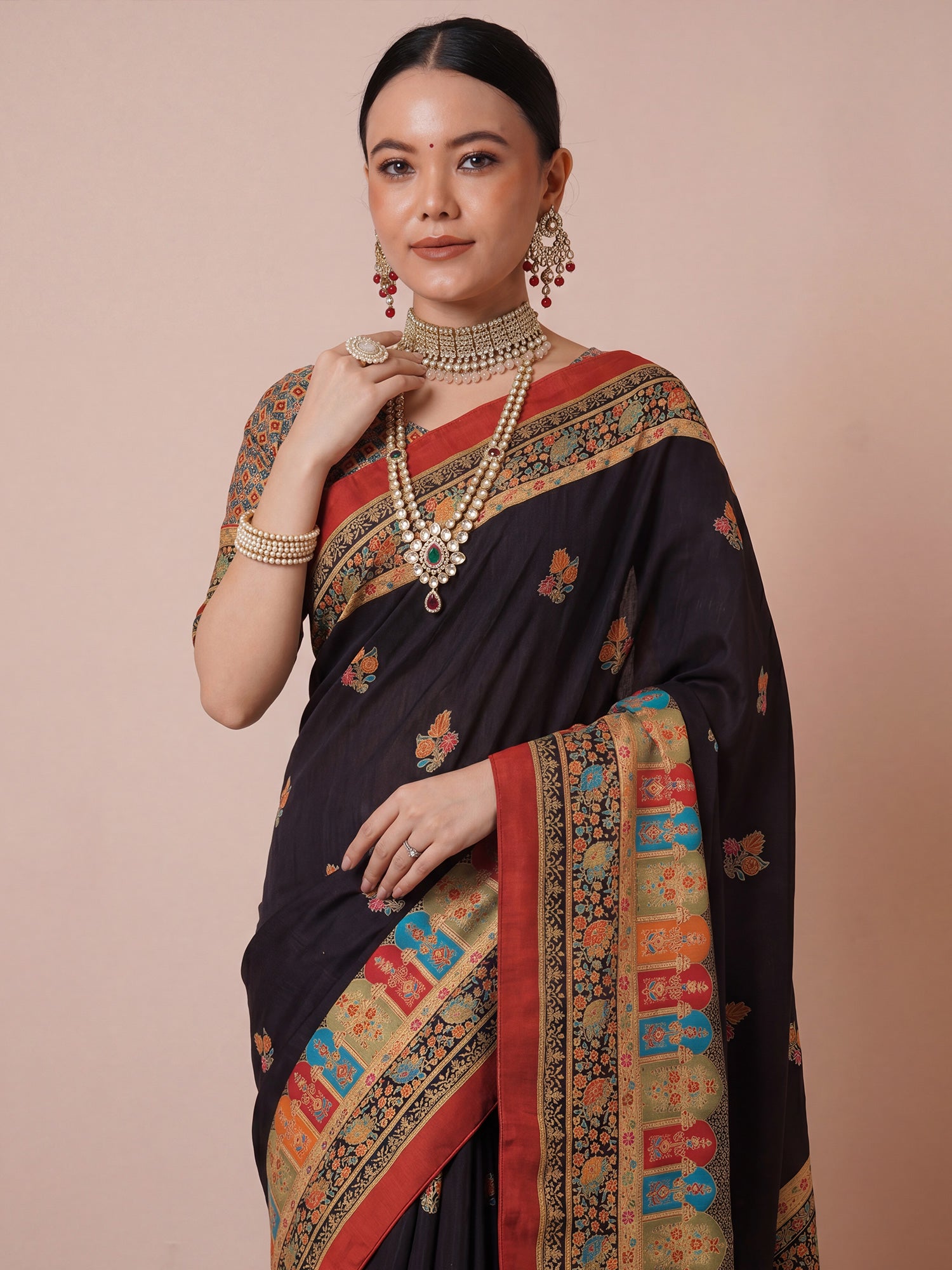 Black Silk Blend saree – detail view 4