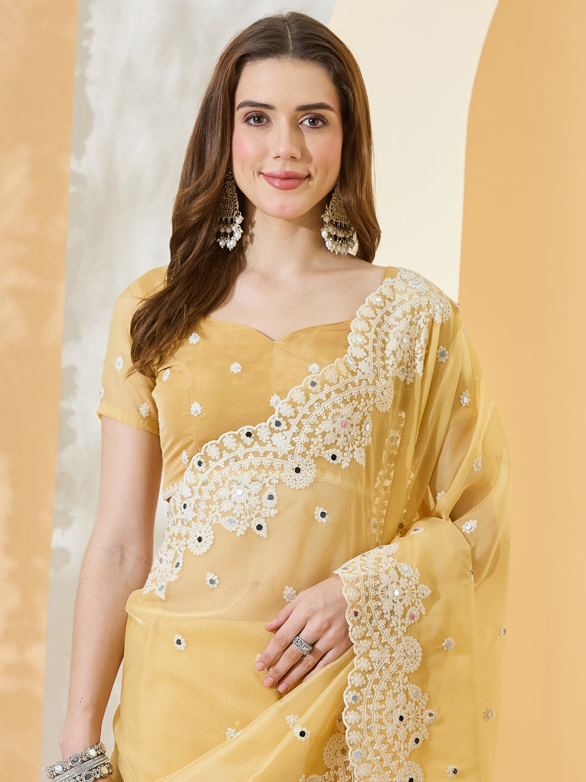 Yellow Organza saree – detail view 4