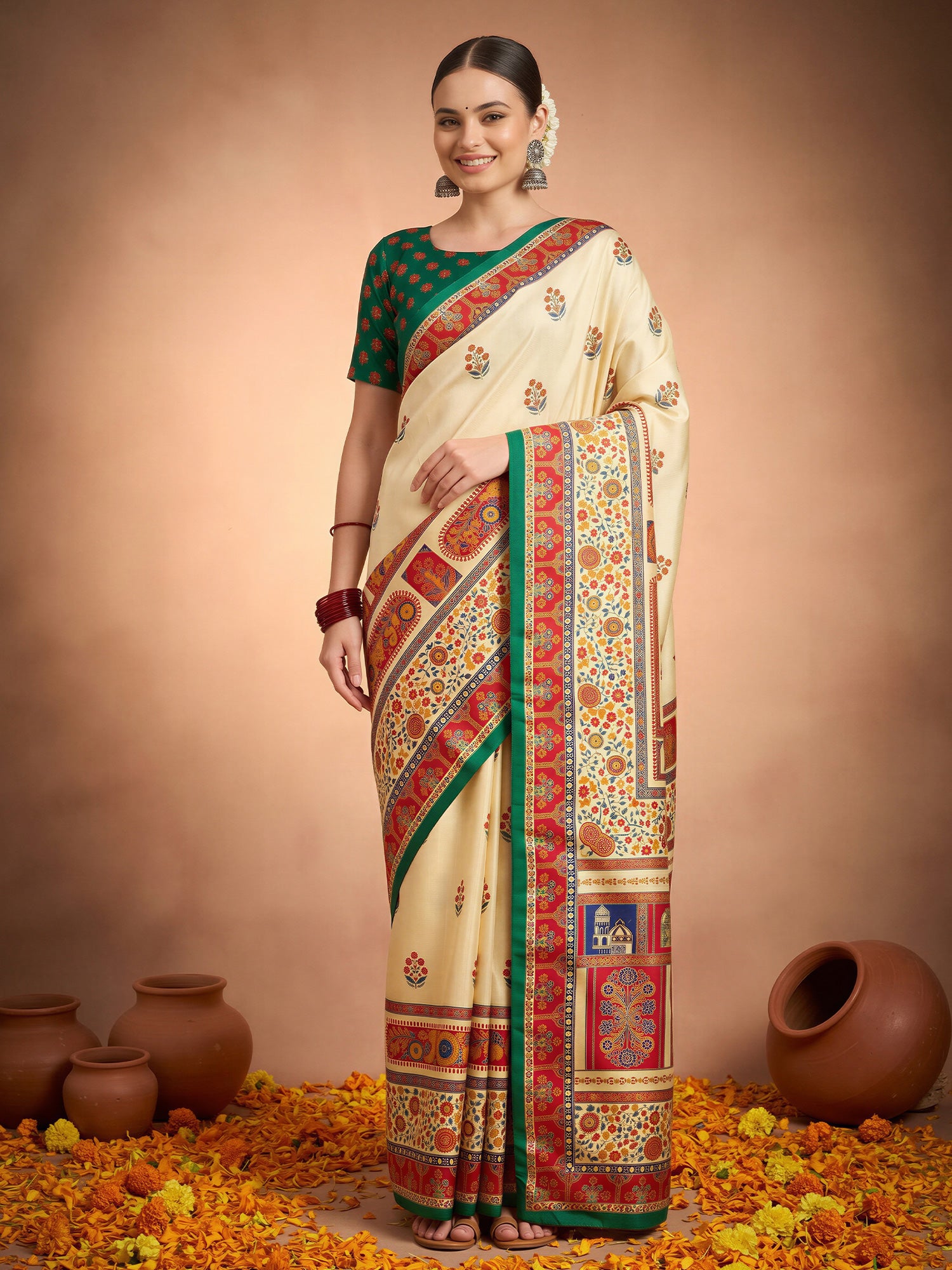 Cream Silk Blend saree – detail view 3