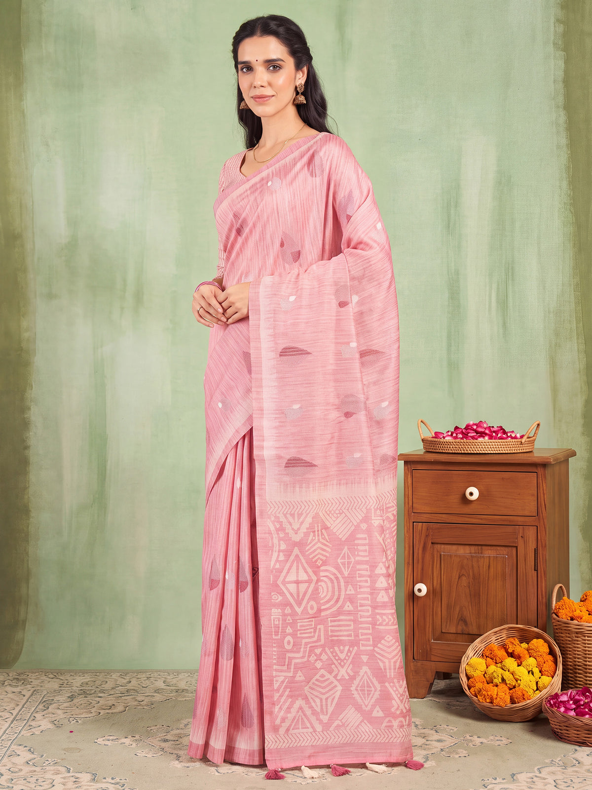 Pink Silk Blend saree – detail view 3