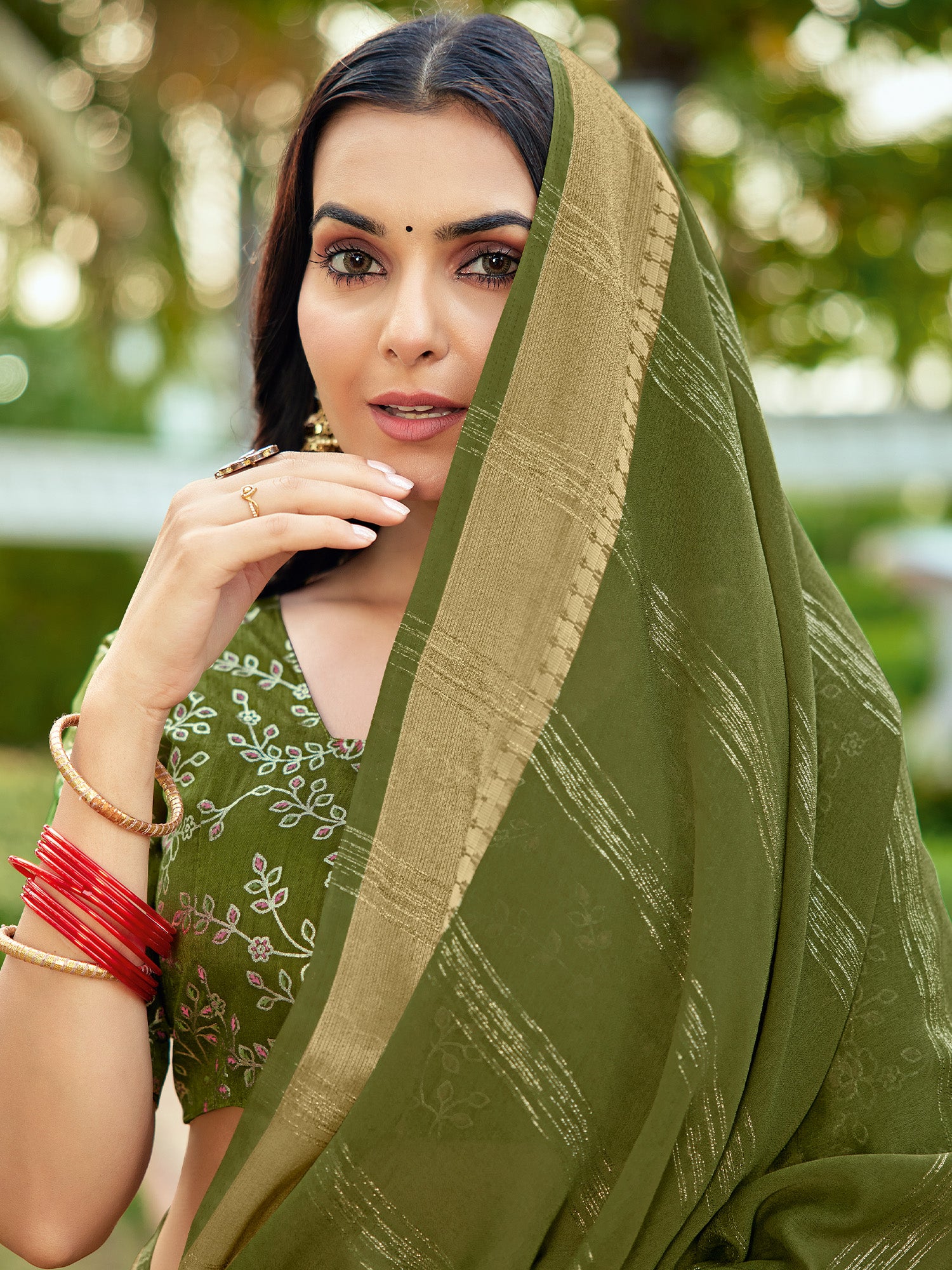 Green Georgette saree – detail view 1