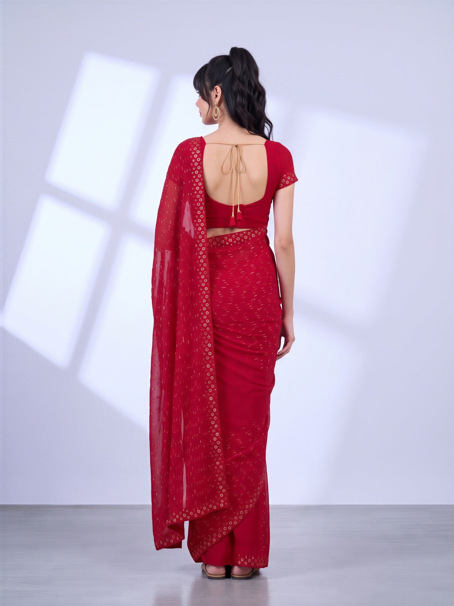 Red Tissue saree – detail view 1