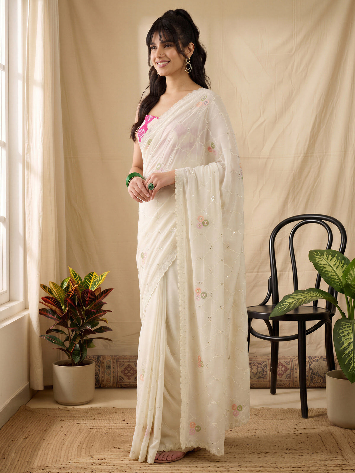Off White Vichitra Silk saree – detail view 2