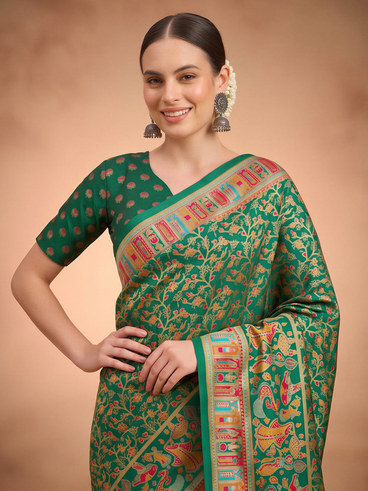 Dark Green Silk Blend saree – detail view 3