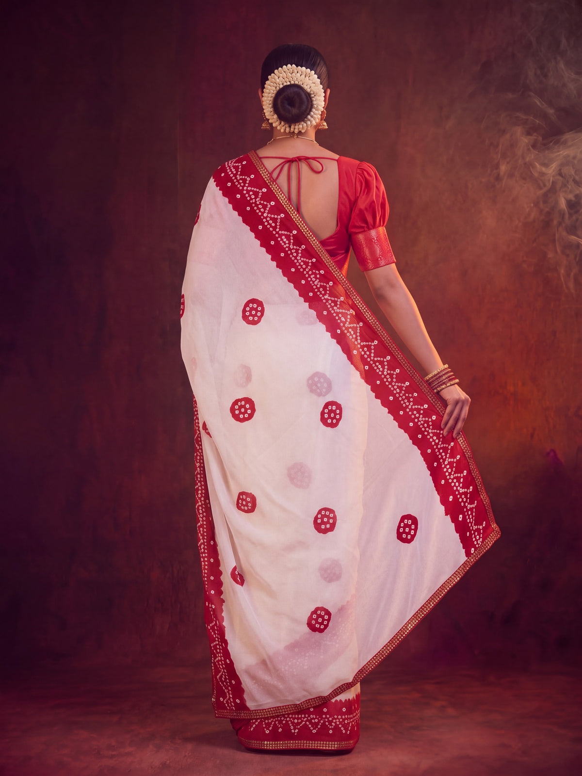 White Georgette saree – detail view 1