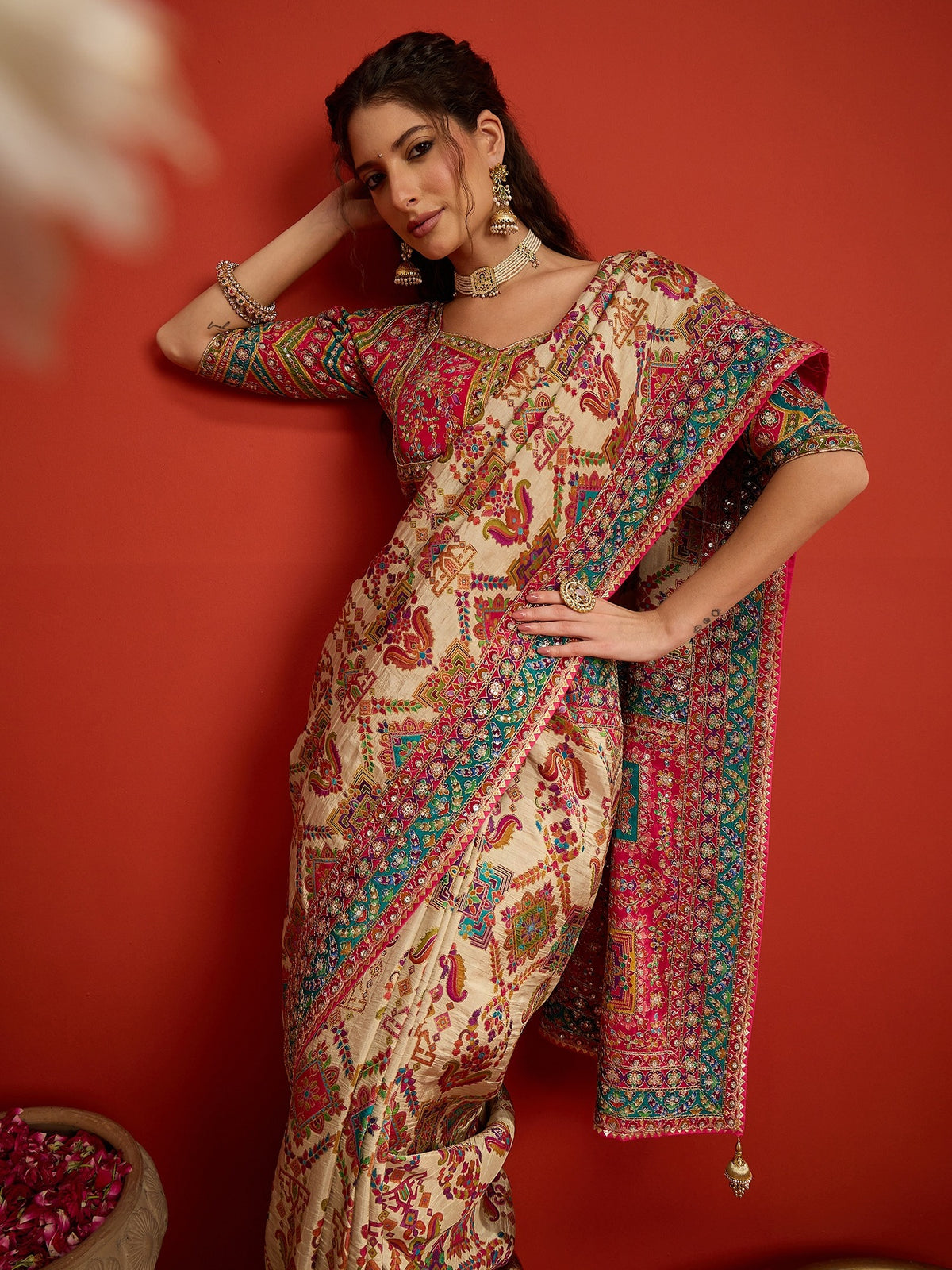 Cream Silk Blend saree – detail view 4