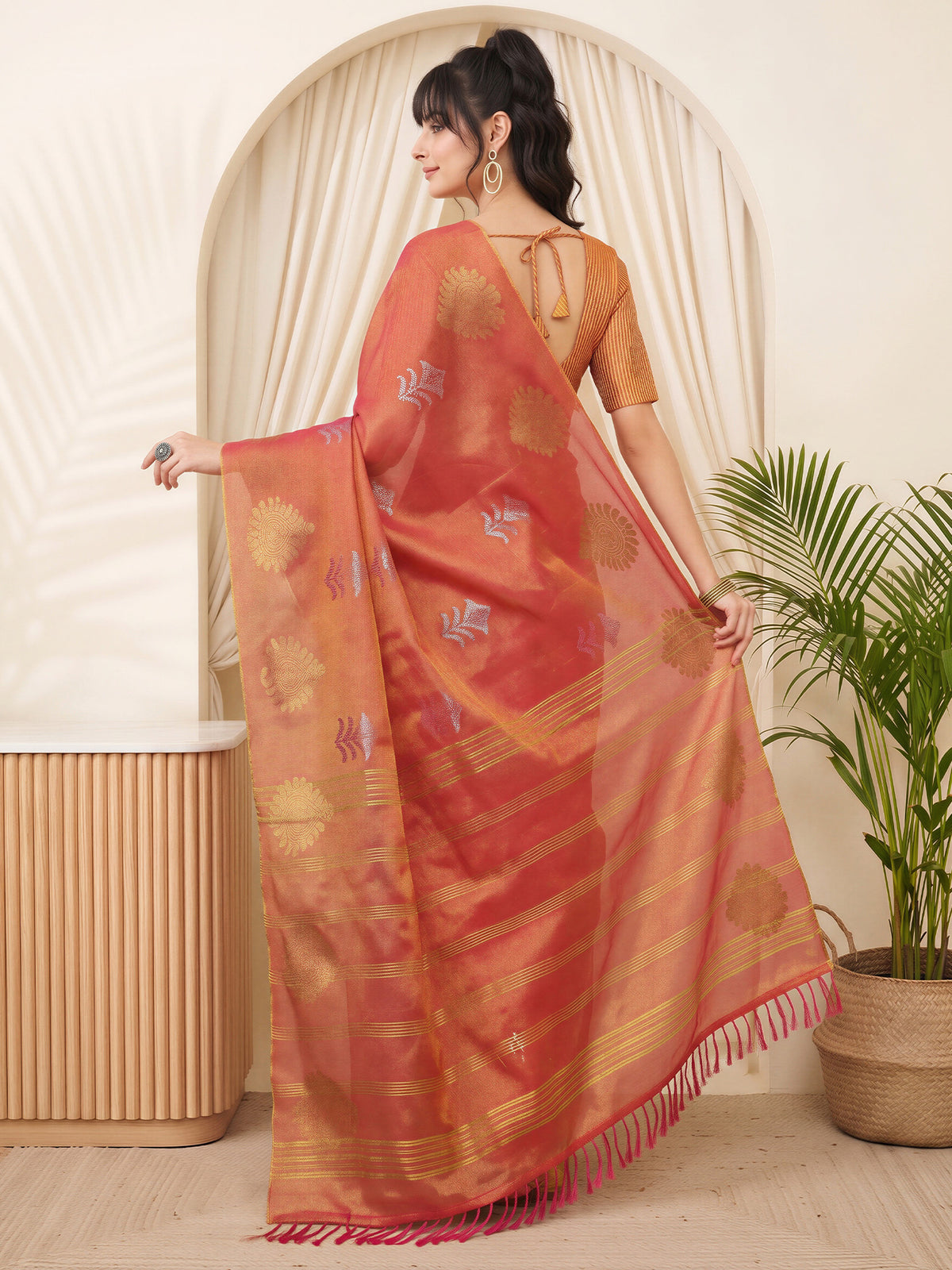 Orange Linen saree – detail view 1