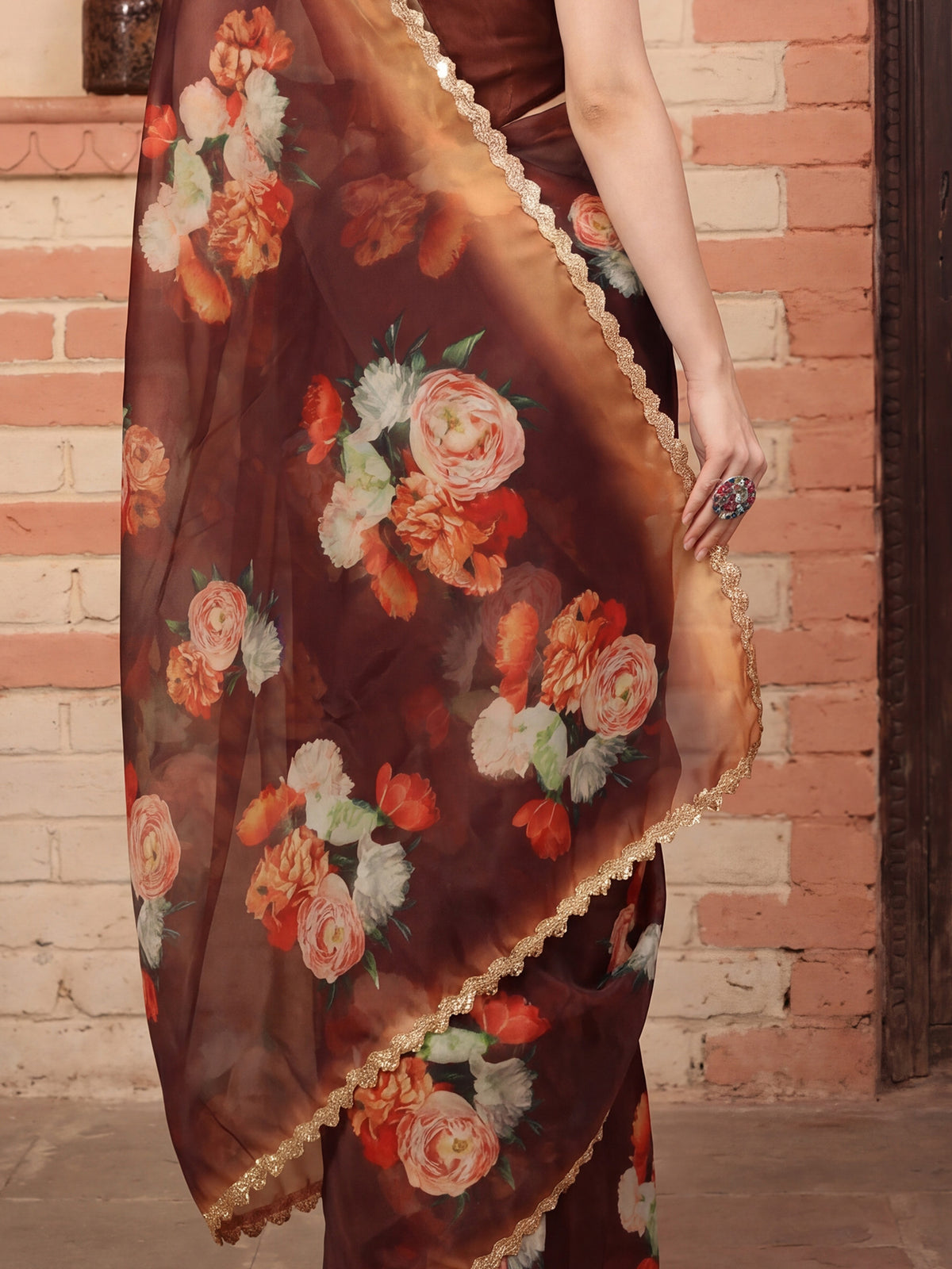 Brown Organza saree – detail view 5