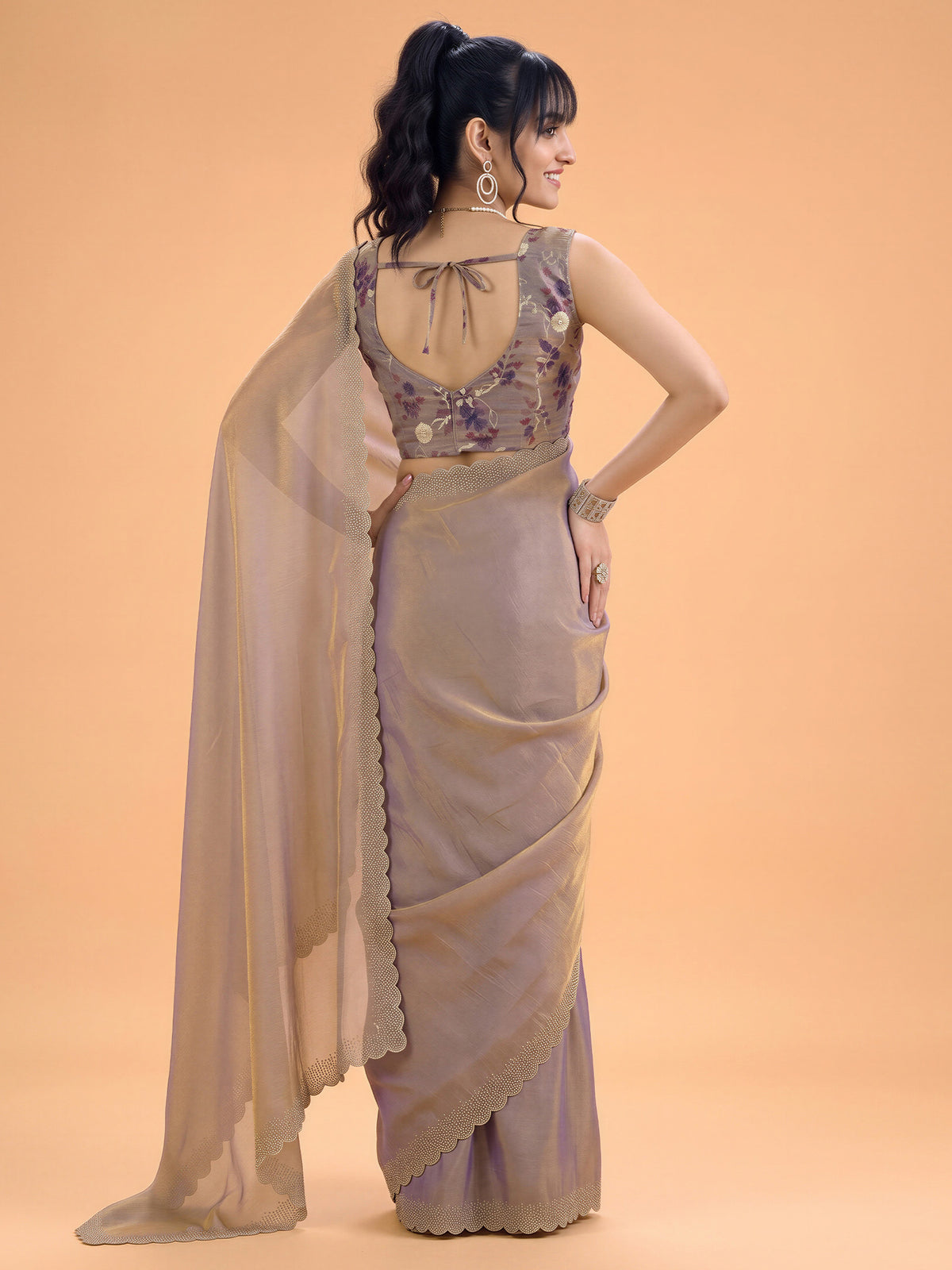 Metallic Silk saree – detail view 1