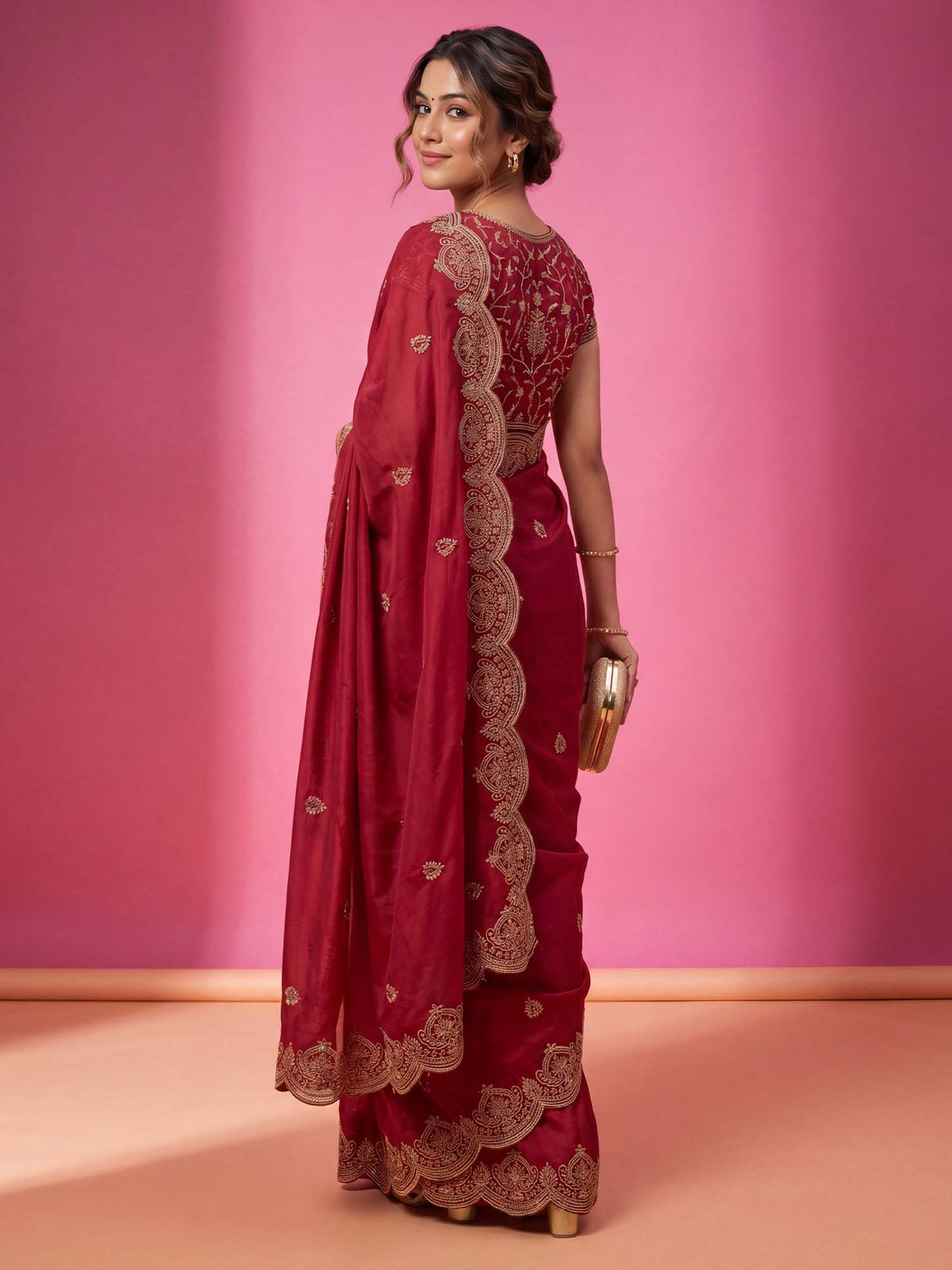 Pink Georgette saree – detail view 1