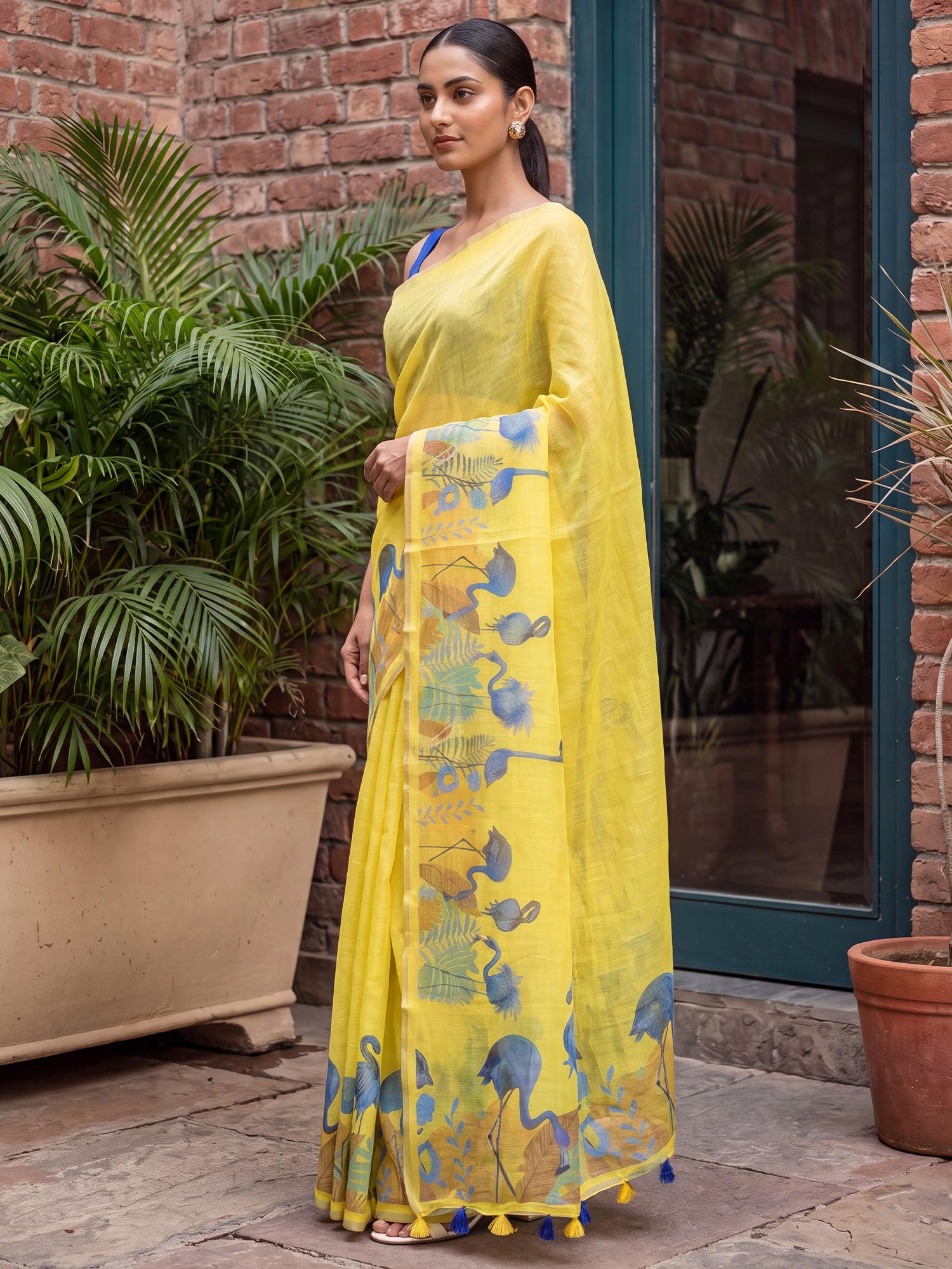 Yellow Cotton Linen saree – detail view 2