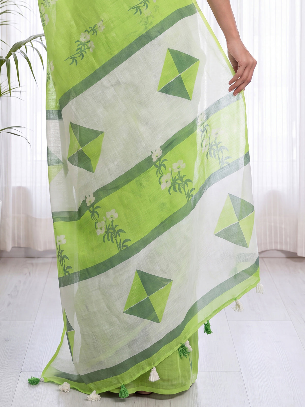 Lime Green Cotton Linen saree – detail view 5
