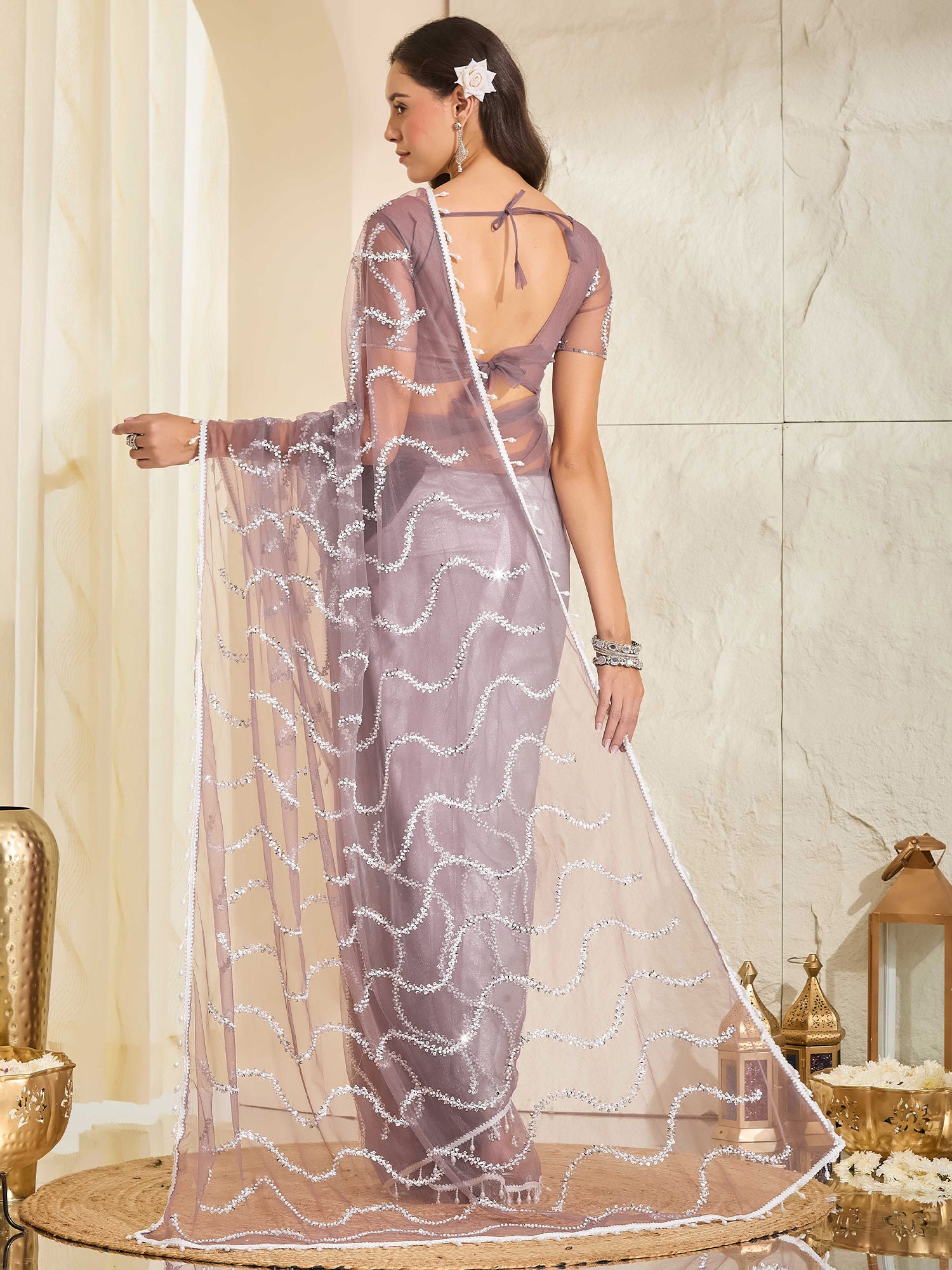 Mauve Net saree – detail view 1