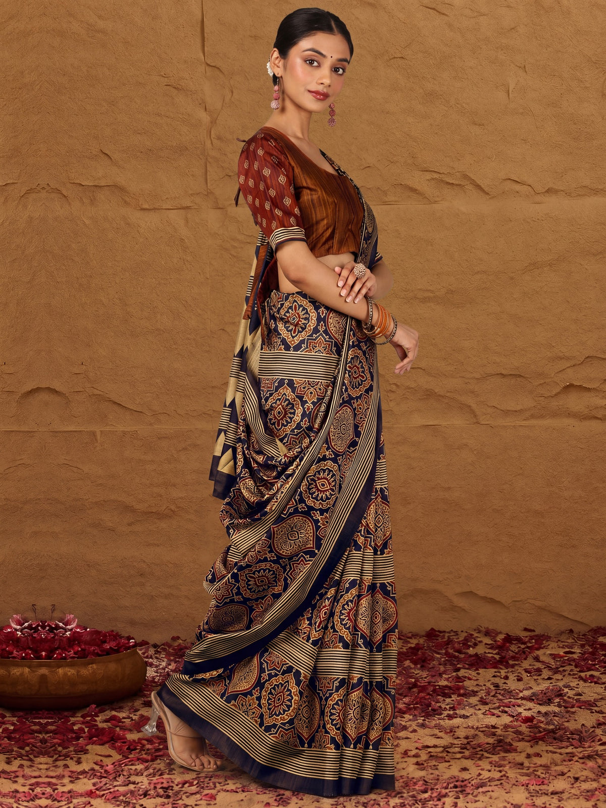 Navy Blue Silk Blend saree – detail view 1