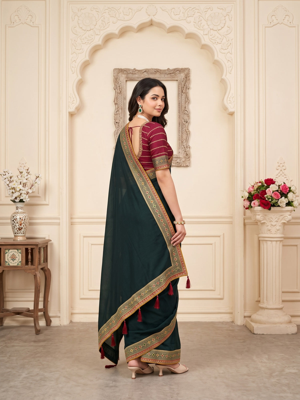 Green Vichitra Silk saree – detail view 1