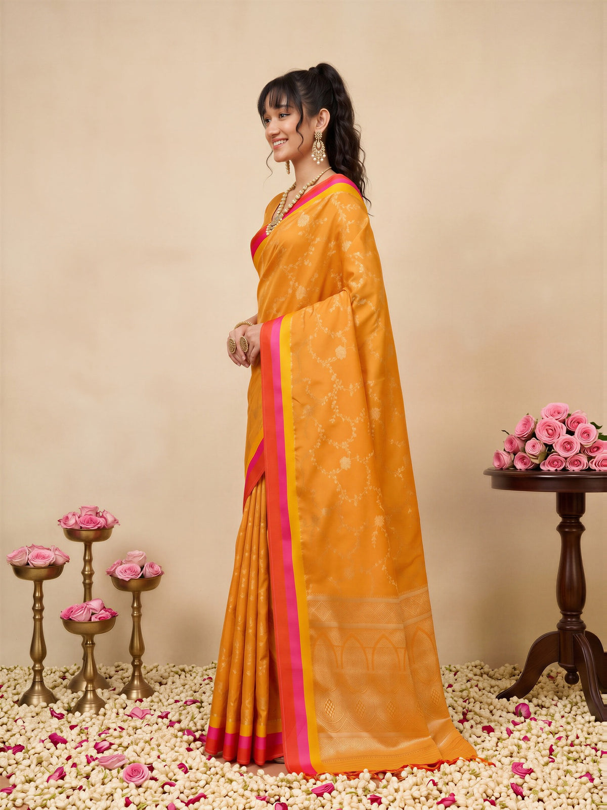 Orange Pure Silk saree – detail view 2