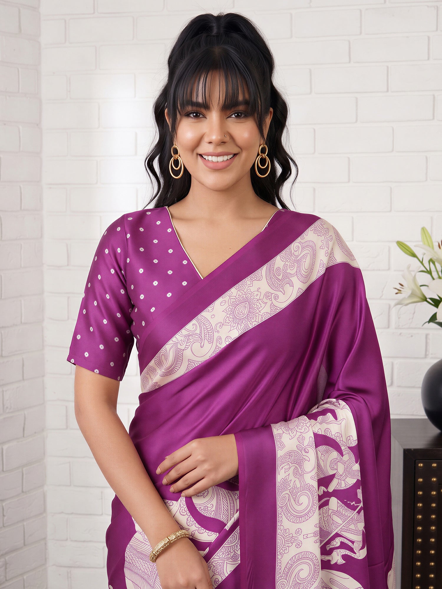Purple Satin saree – detail view 4