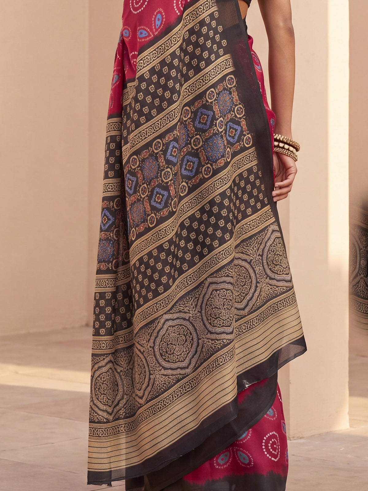 Maroon Satin saree – detail view 5
