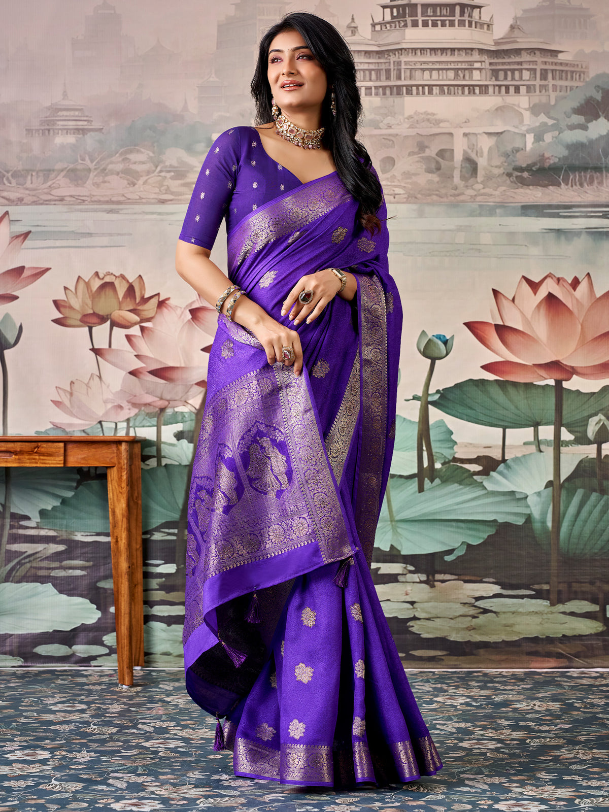 Purple Georgette saree – detail view 1