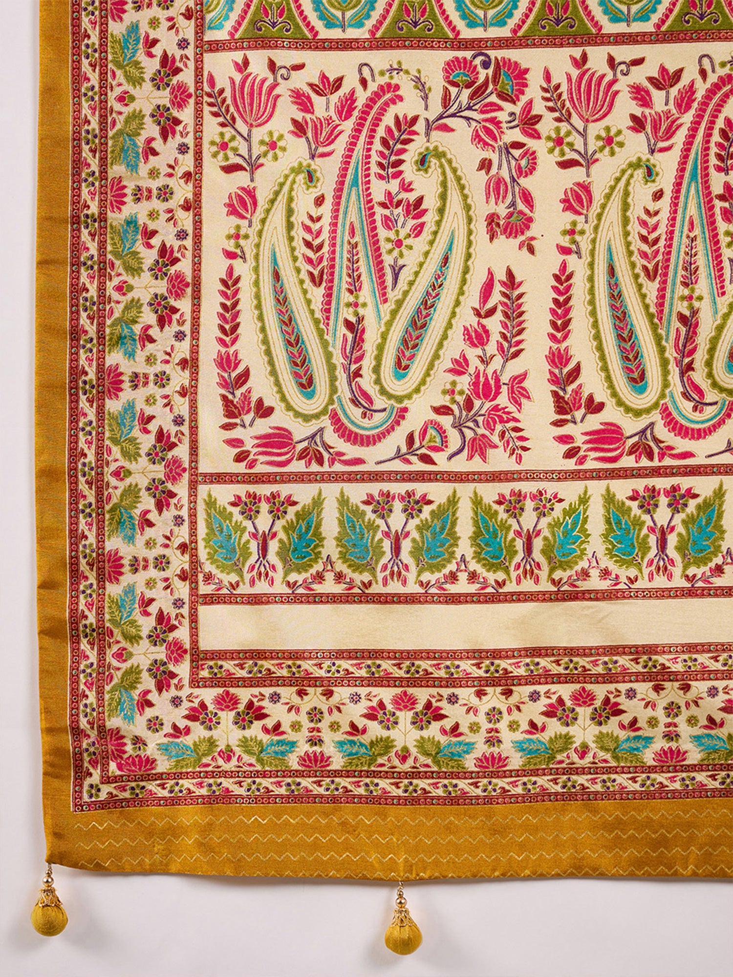 Off White Silk Blend saree – detail view 5