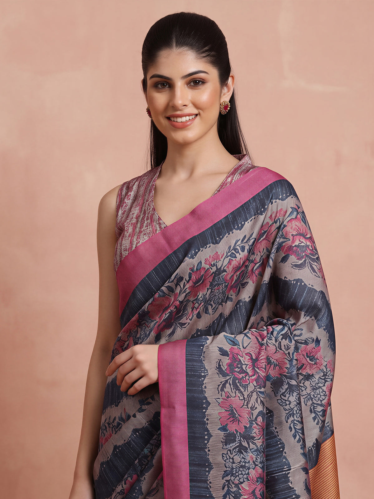 Grey Cotton Blend saree – detail view 4