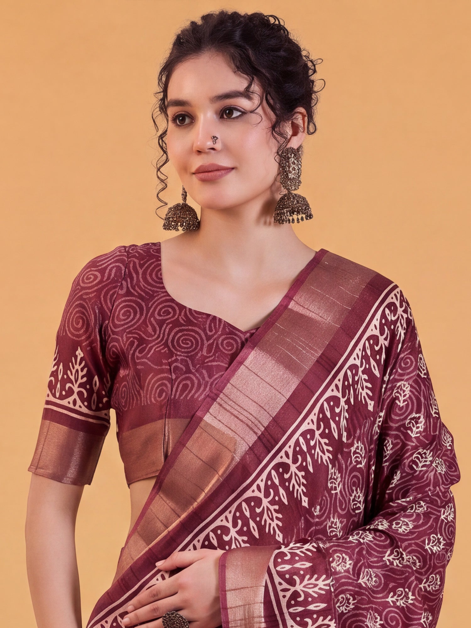 Maroon Silk Blend saree – detail view 3