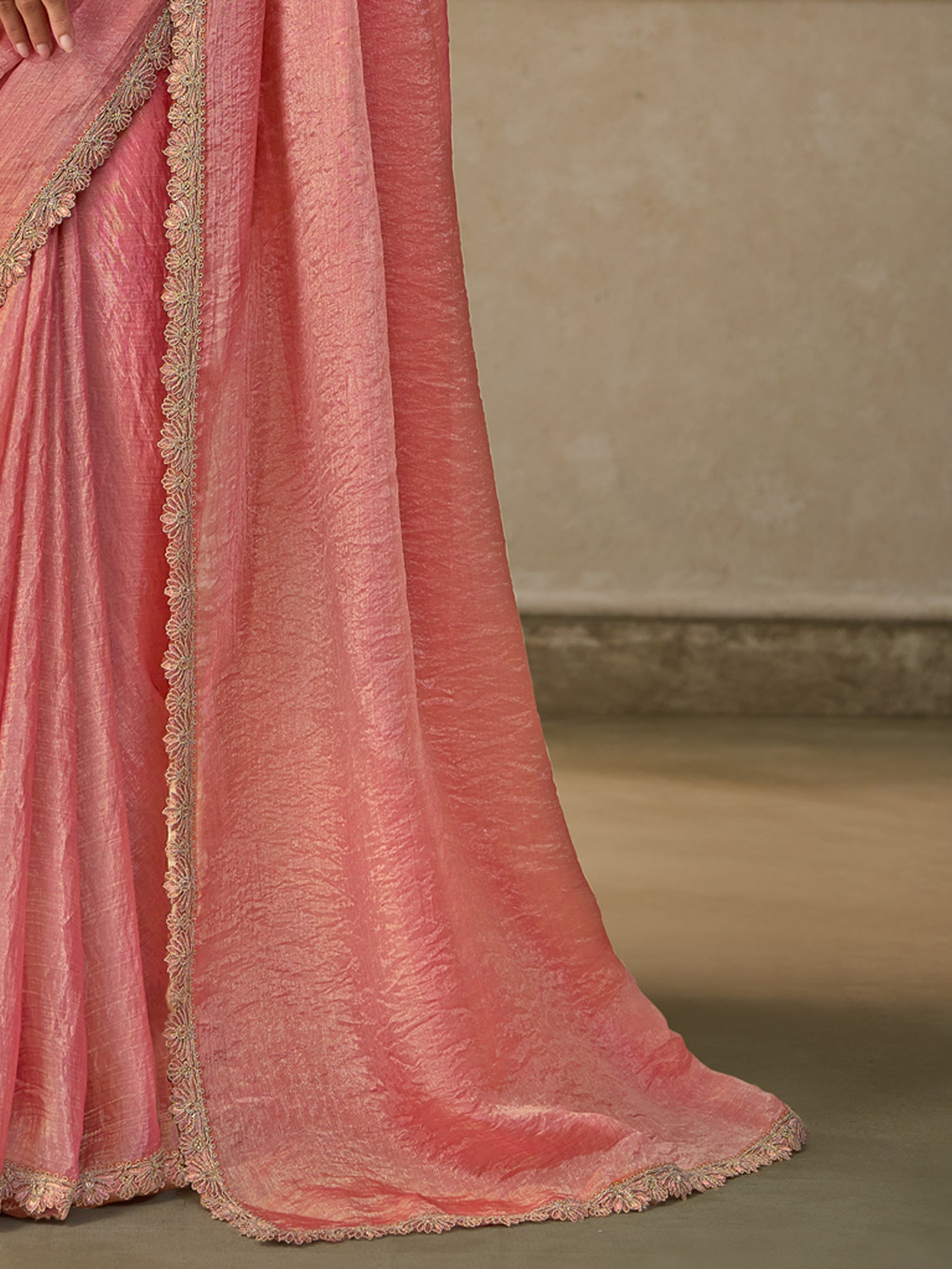Pink Tissue saree – detail view 4