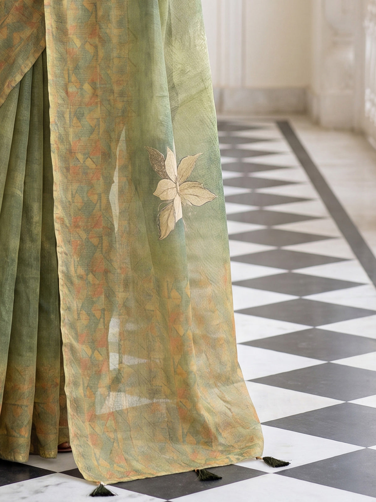 Olive Cotton Silk saree – detail view 5