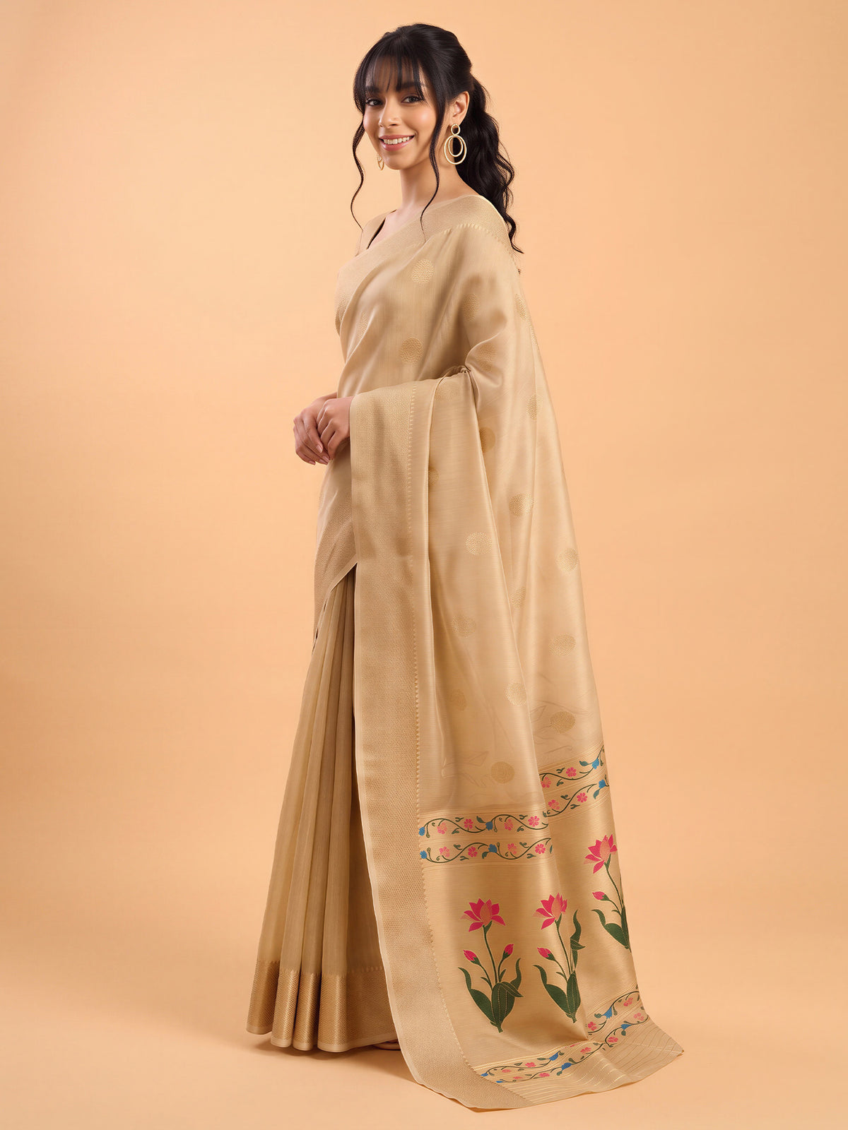Cream Tissue saree – detail view 2