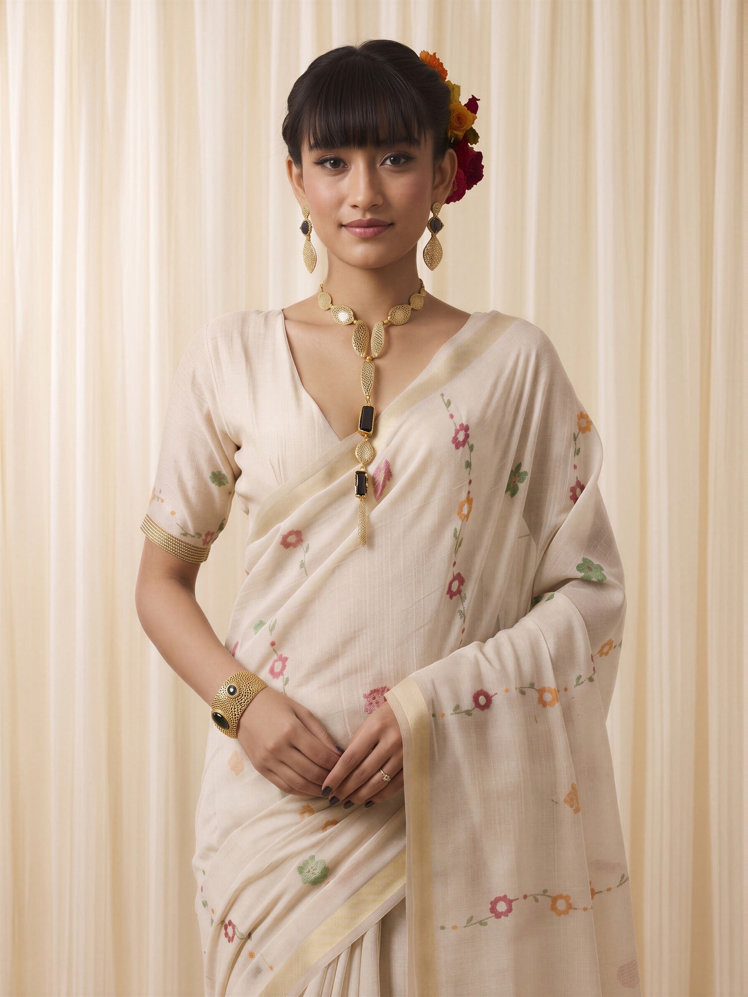 Off White Cotton Blend saree – detail view 4