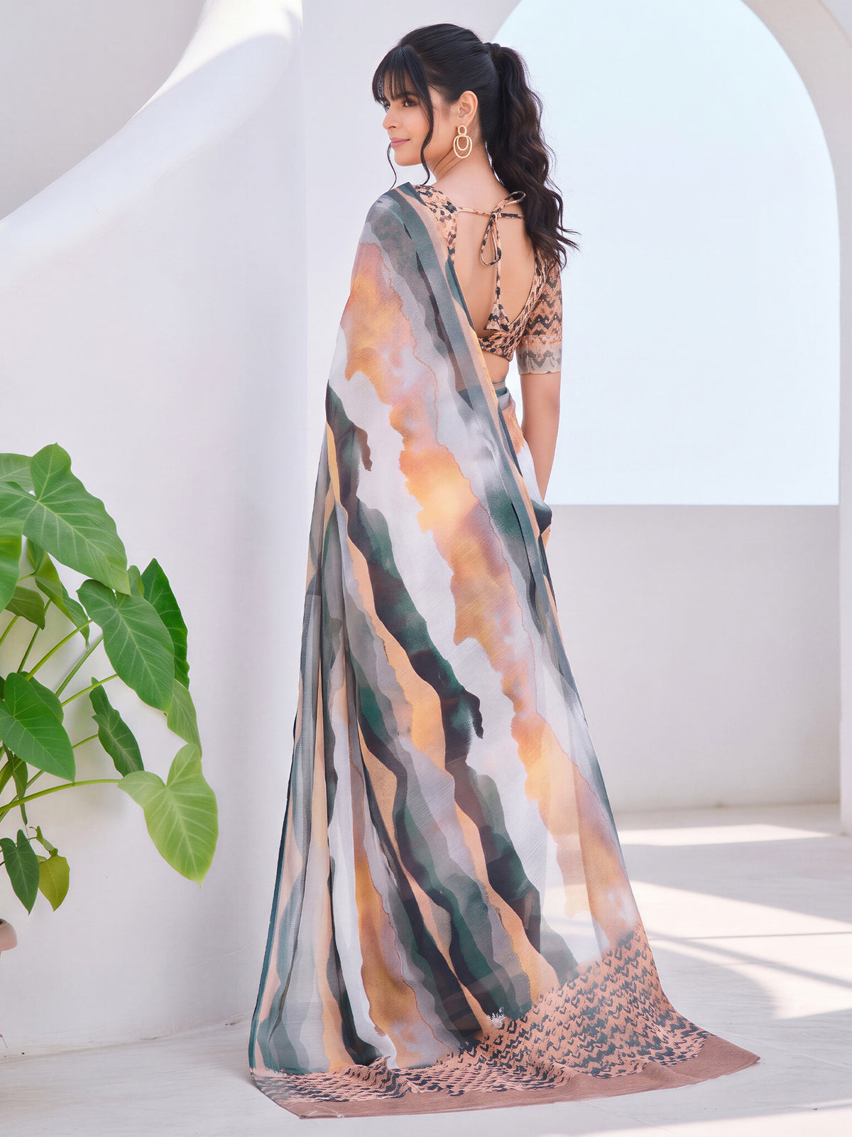 Rust Cotton Linen saree – detail view 1