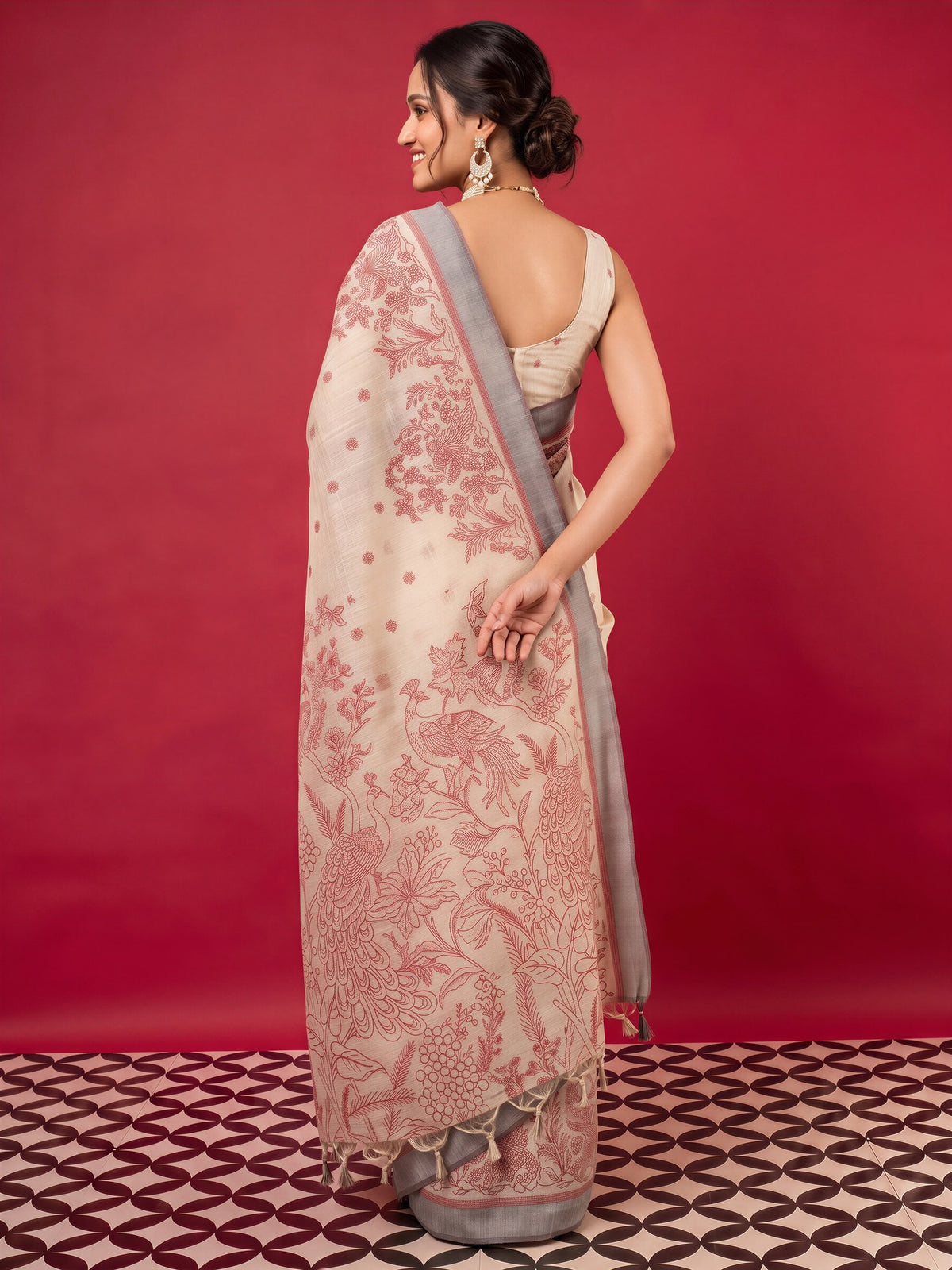 Beige silk blend saree view 1