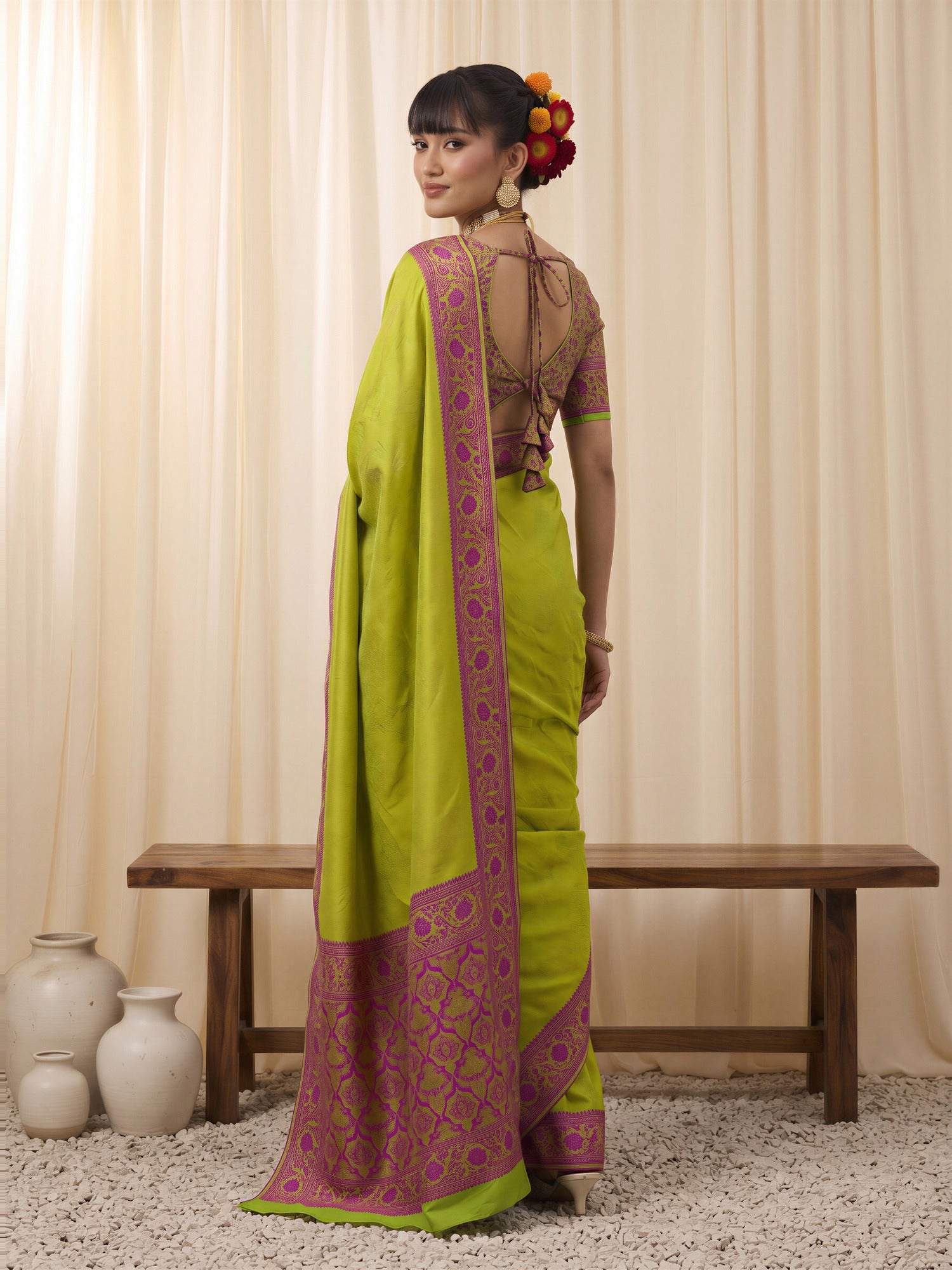 Lime Green Silk Blend saree – detail view 1